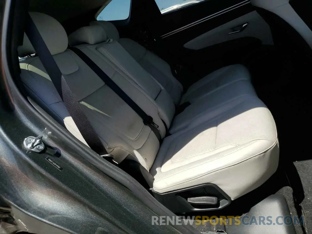 11 fotografías del automóvil dañado 5NMJFCAE8PH199842 HYUNDAI TUCSON 2023