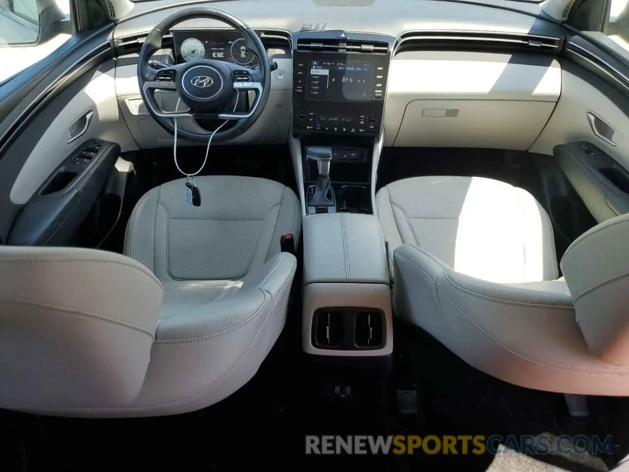 8 fotografías del automóvil dañado 5NMJFCAE8PH199842 HYUNDAI TUCSON 2023