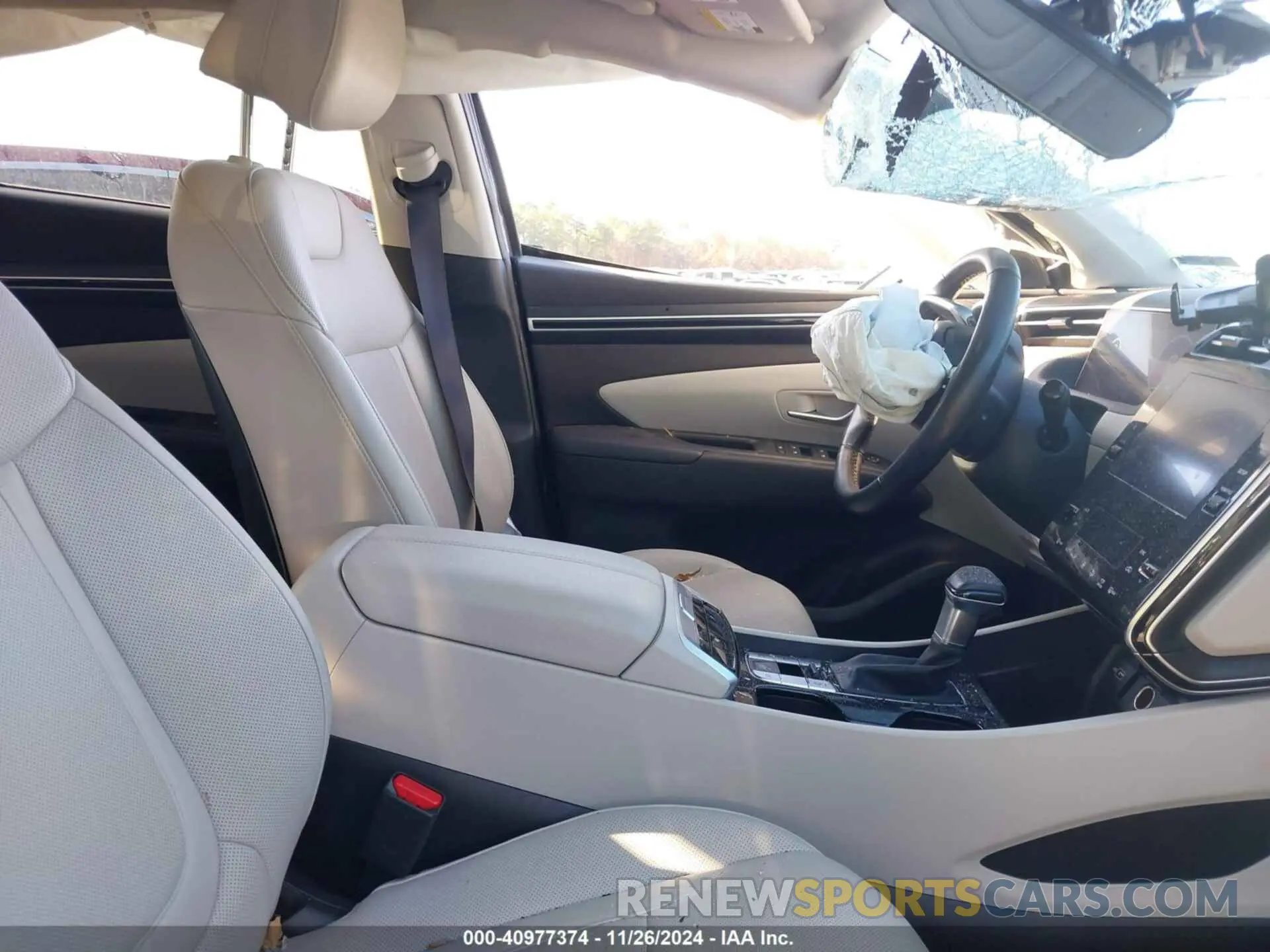 5 fotografías del automóvil dañado 5NMJFCAE9PH212095 HYUNDAI TUCSON 2023