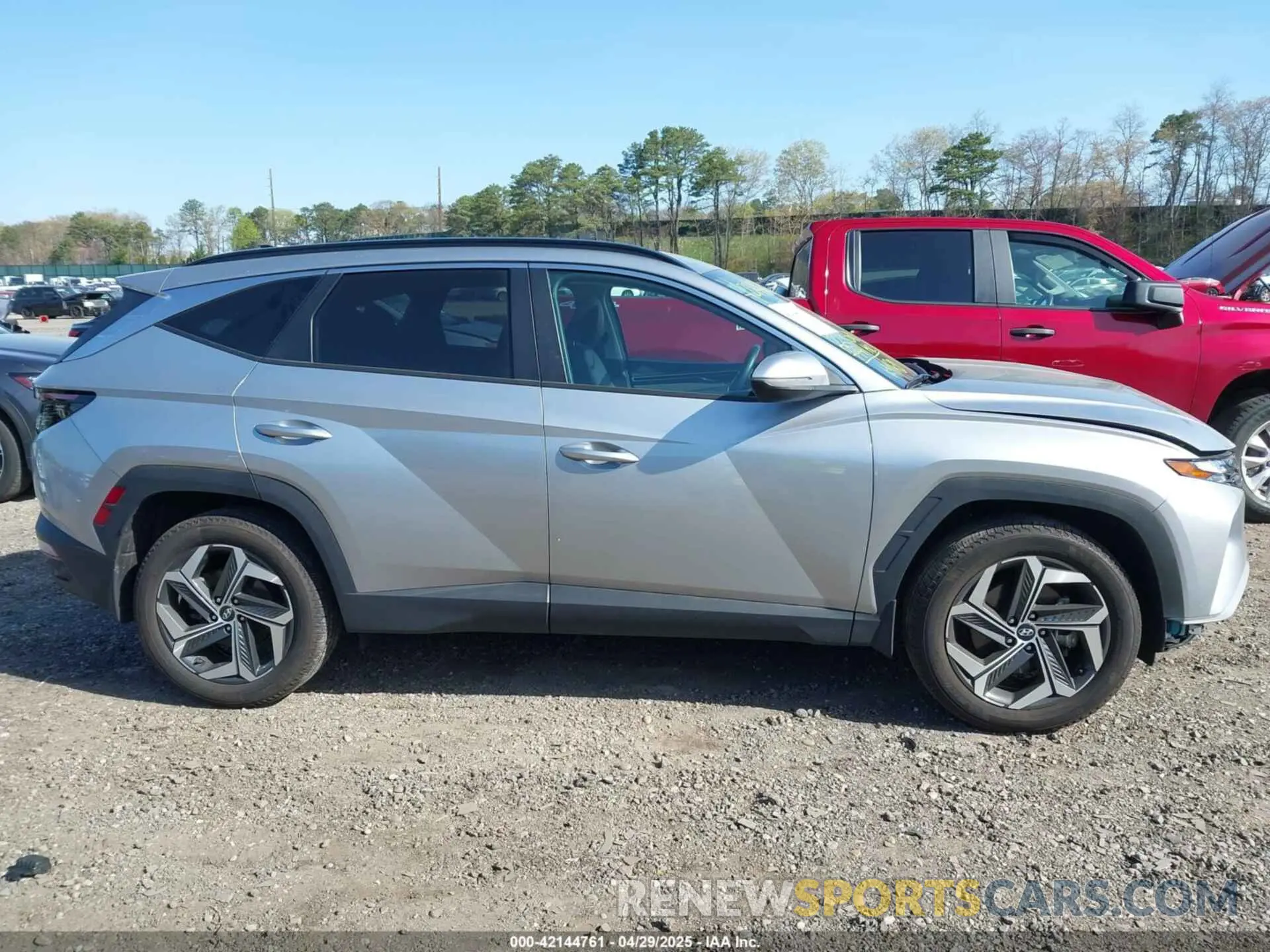 14 fotografías del automóvil dañado 5NMJFCAE9PH215739 HYUNDAI TUCSON 2023