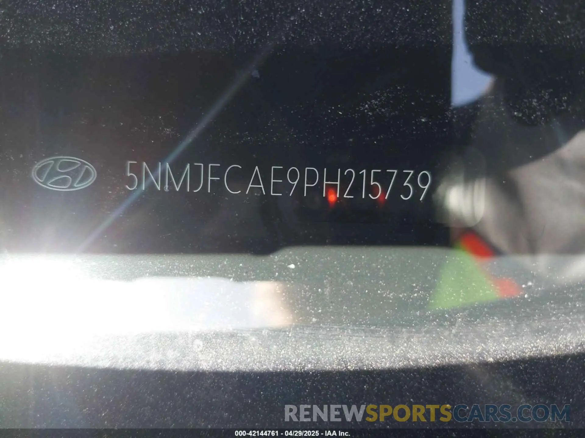 18 fotografías del automóvil dañado 5NMJFCAE9PH215739 HYUNDAI TUCSON 2023