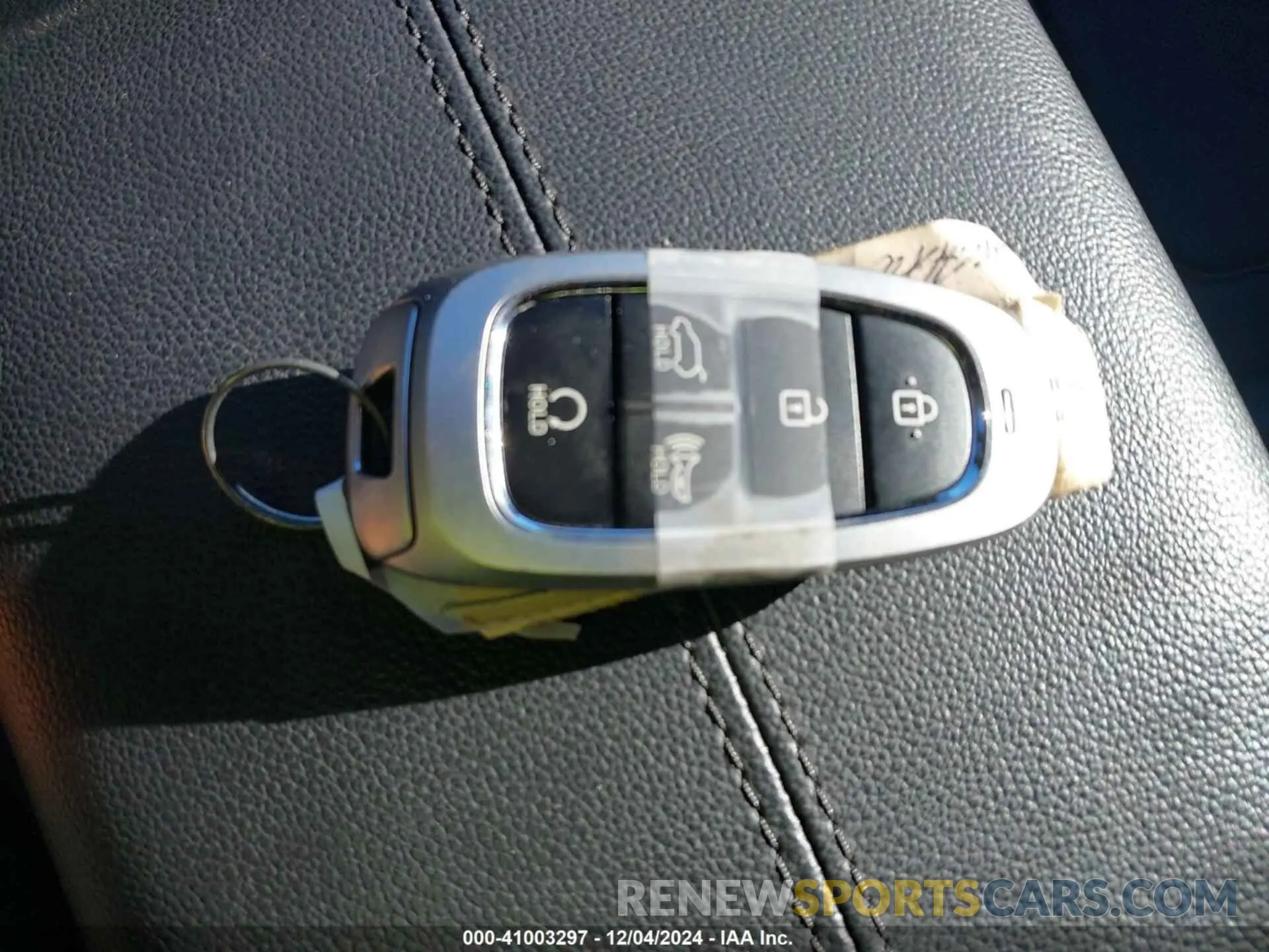 11 fotografías del automóvil dañado 5NMJFCAE9PH293499 HYUNDAI TUCSON 2023