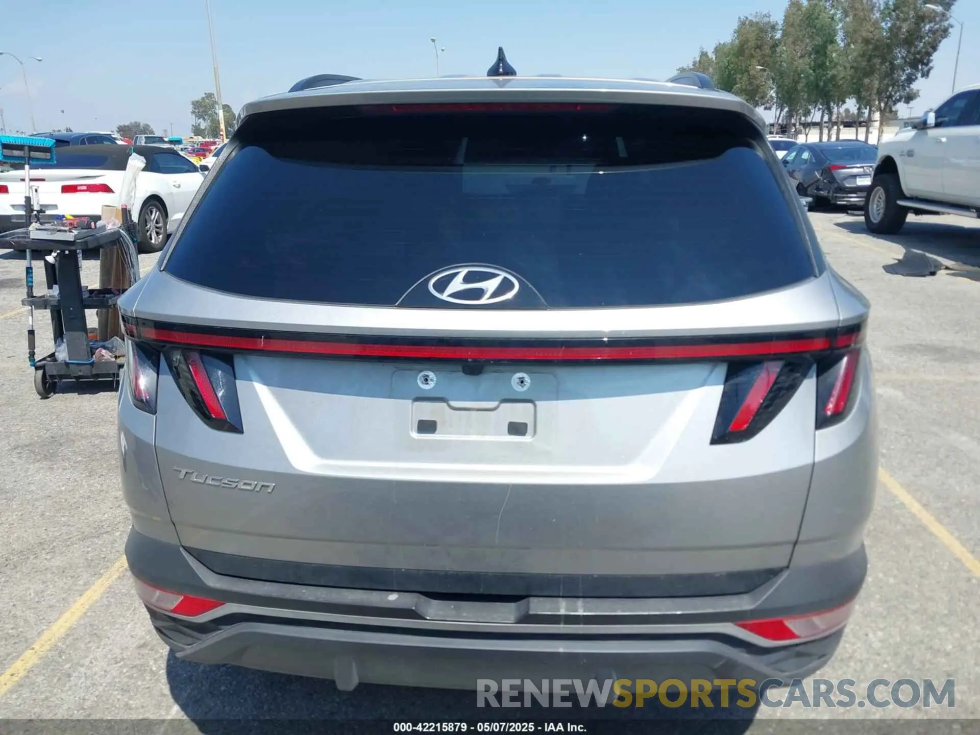 16 fotografías del automóvil dañado KM8JB3AE0PU225575 HYUNDAI TUCSON 2023
