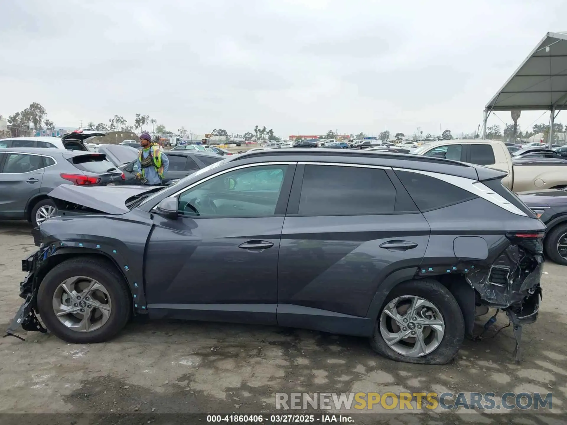 14 fotografías del automóvil dañado KM8JBCAE9PU242486 HYUNDAI TUCSON 2023