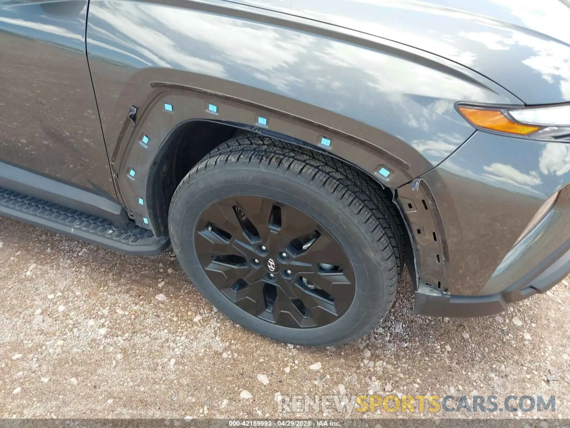 20 fotografías del automóvil dañado KM8JFCAE6PU176449 HYUNDAI TUCSON 2023