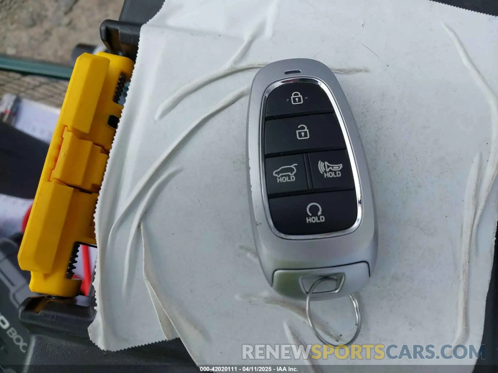 11 fotografías del automóvil dañado KM8JFCAE6PU187080 HYUNDAI TUCSON 2023
