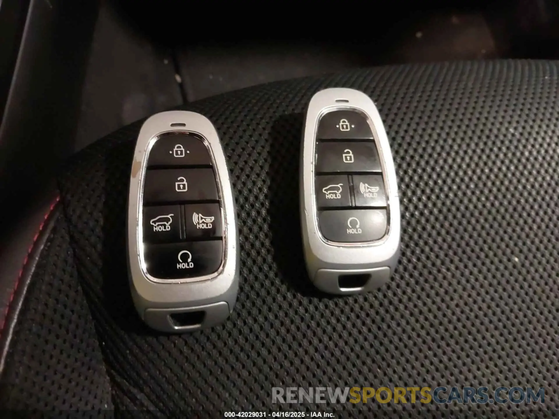 11 fotografías del automóvil dañado KM8JFCAE8PU190188 HYUNDAI TUCSON 2023