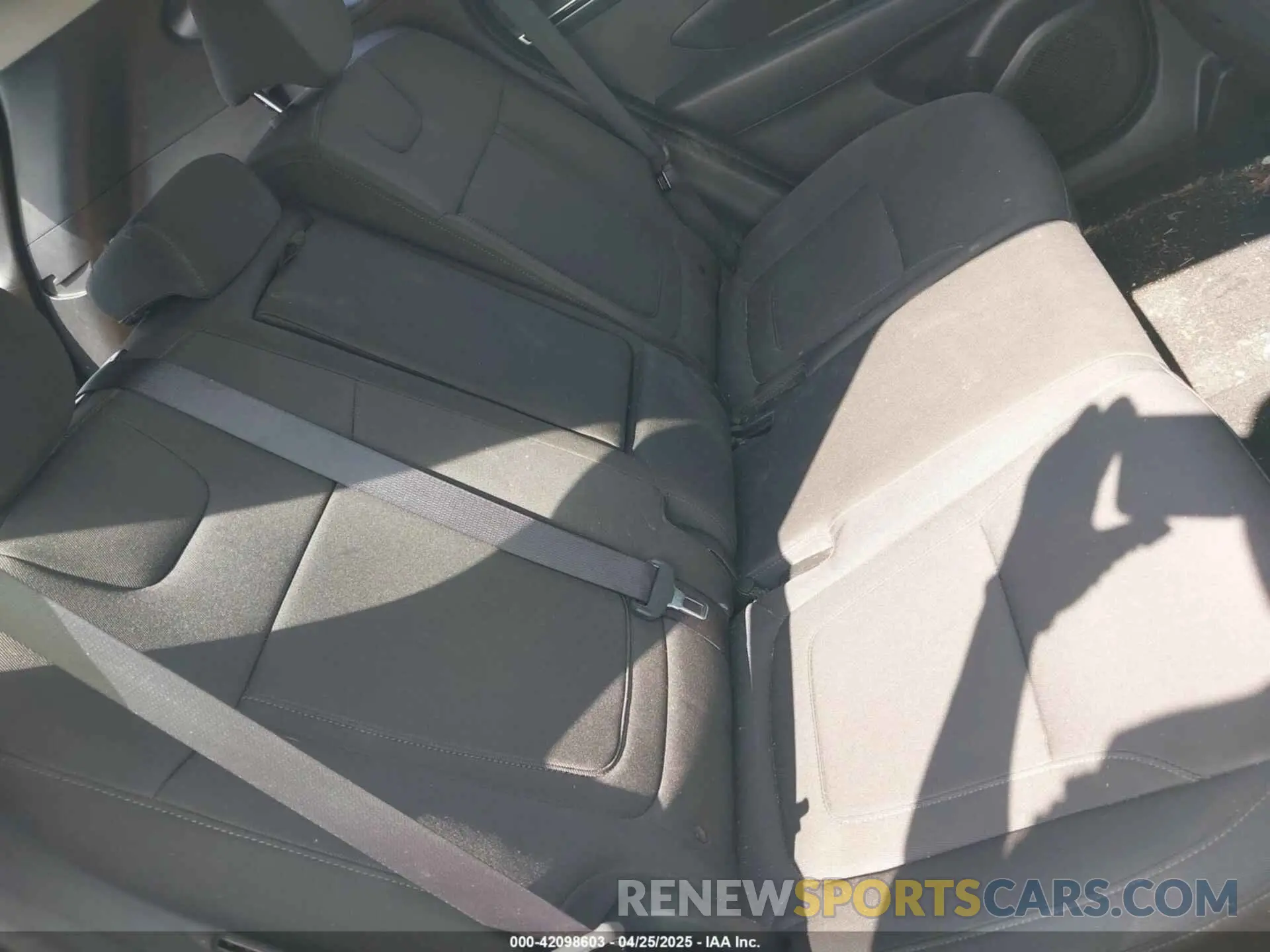 8 fotografías del automóvil dañado 5NMJA3DE3RH434368 HYUNDAI TUCSON 2024