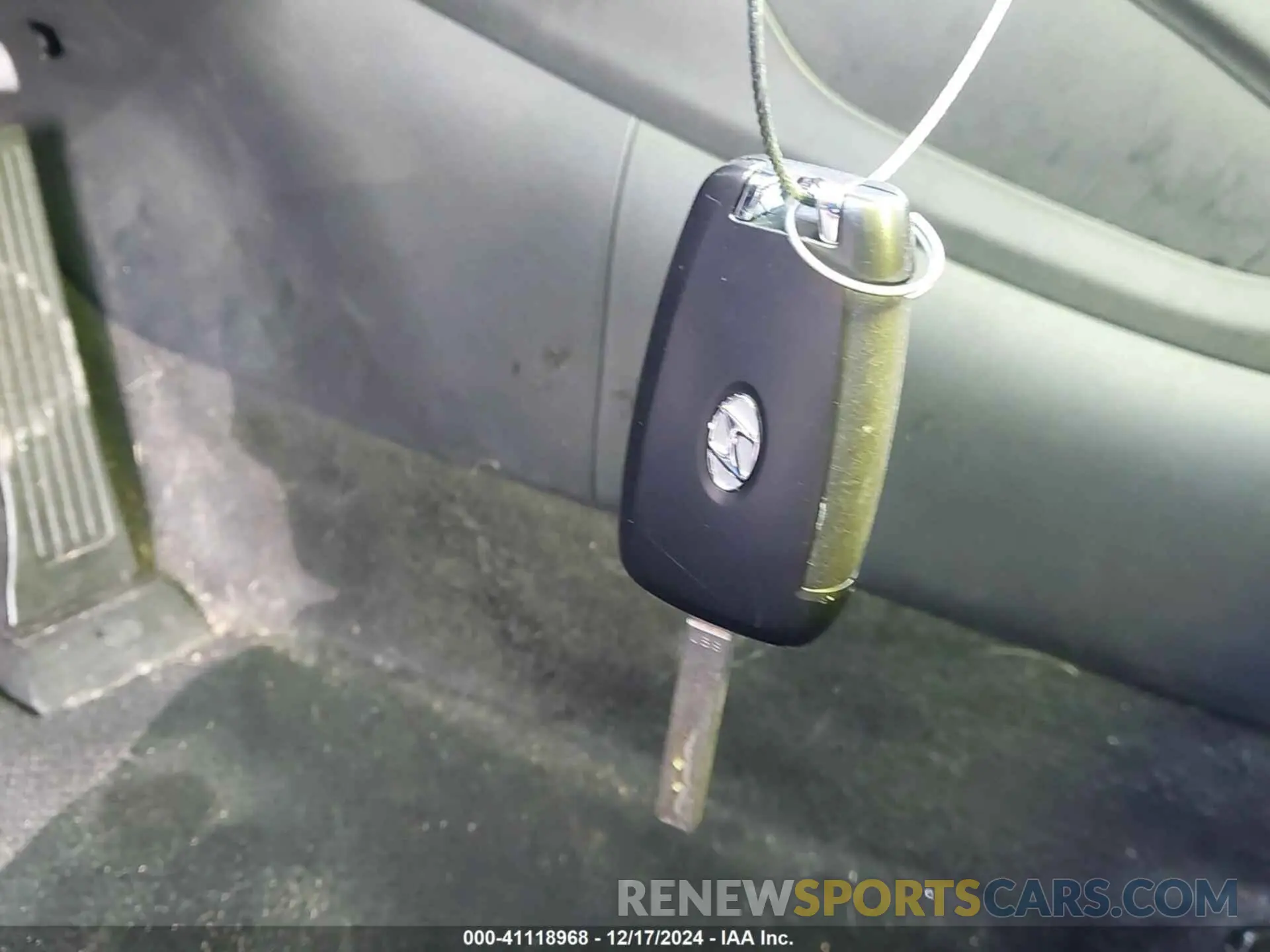 11 fotografías del automóvil dañado 5NMJA3DE6RH314970 HYUNDAI TUCSON 2024