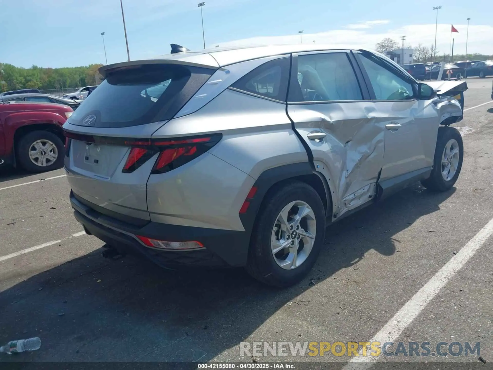 4 fotografías del automóvil dañado 5NMJA3DE7RH325329 HYUNDAI TUCSON 2024