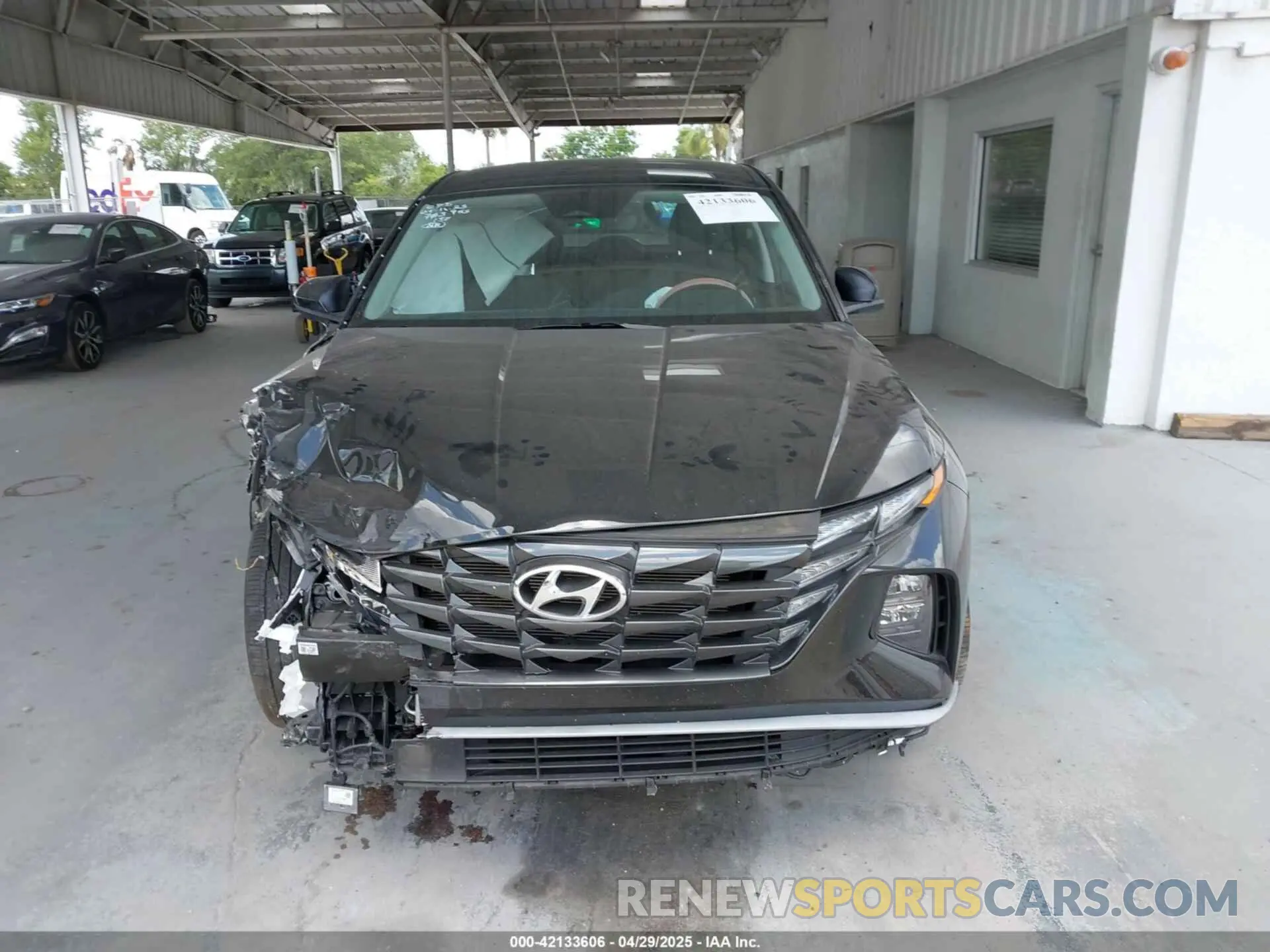 12 fotografías del automóvil dañado 5NMJA3DE8RH303131 HYUNDAI TUCSON 2024