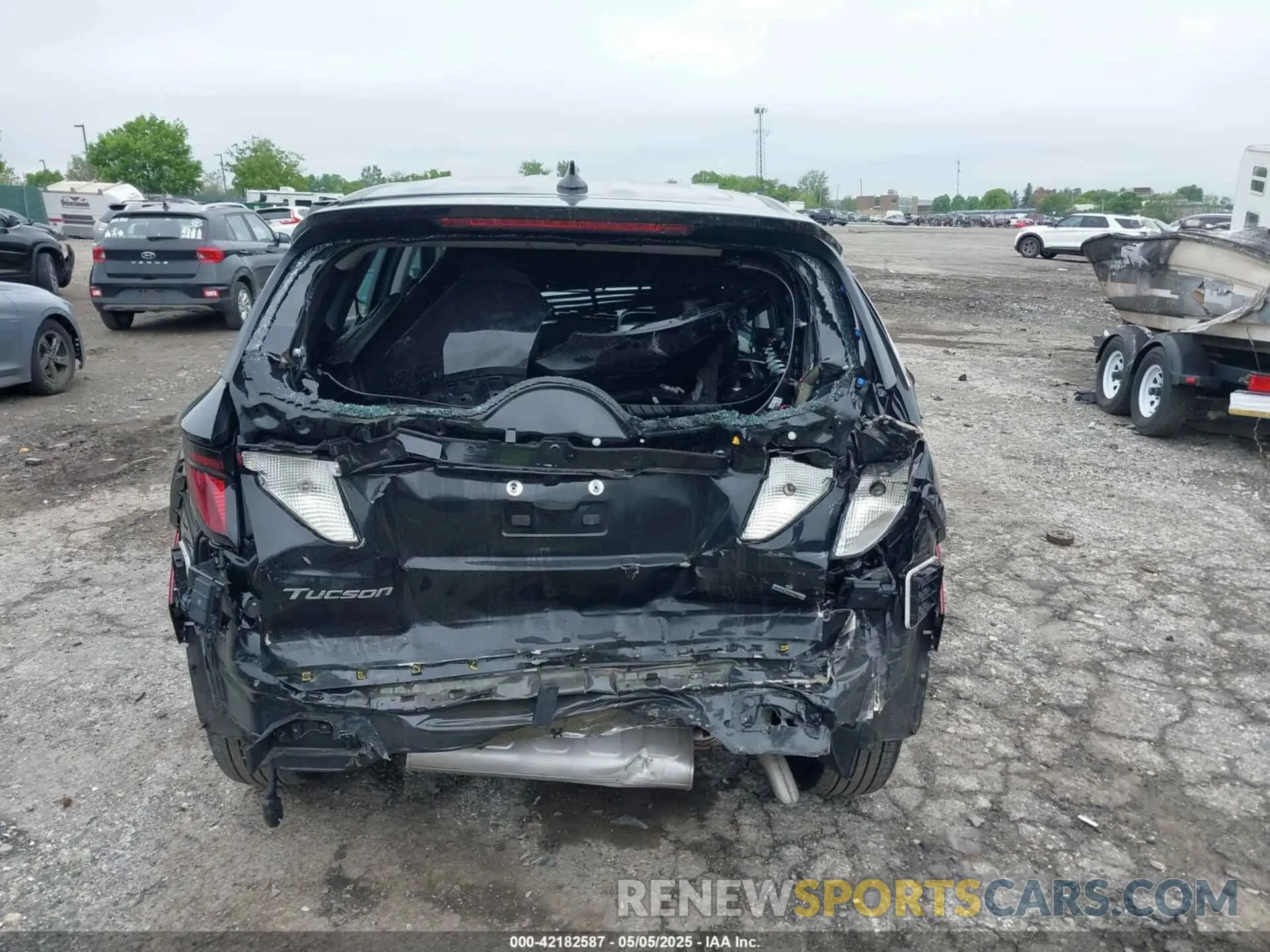 17 fotografías del automóvil dañado 5NMJACDE0RH312647 HYUNDAI TUCSON 2024