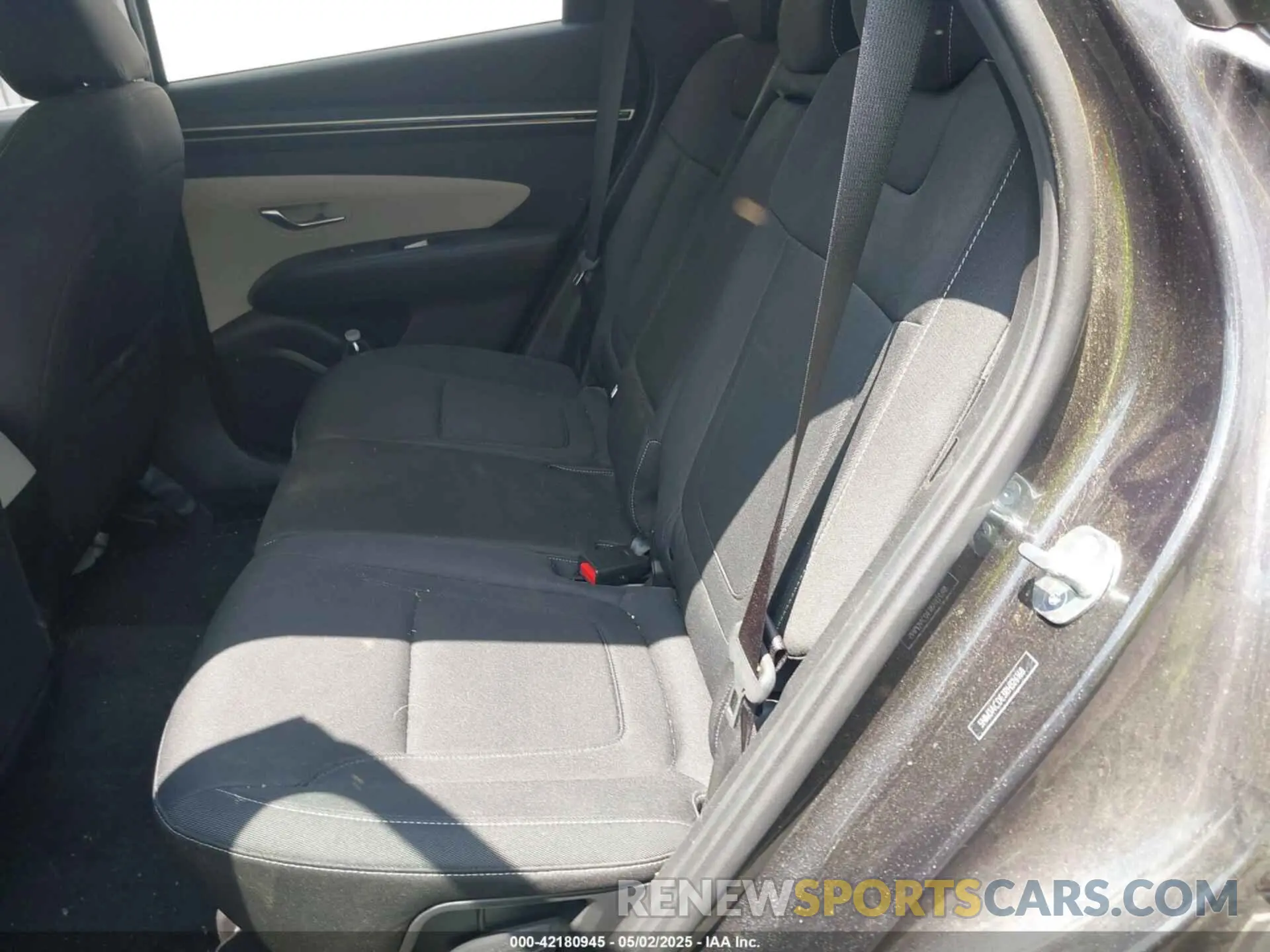 8 fotografías del automóvil dañado 5NMJACDE3RH326168 HYUNDAI TUCSON 2024