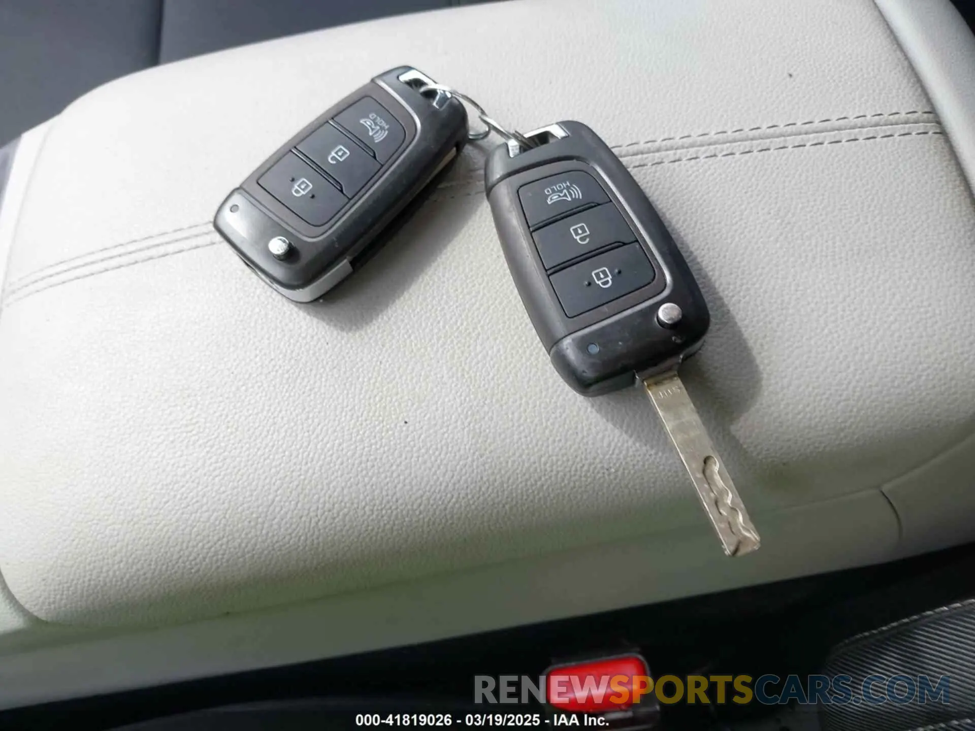 11 fotografías del automóvil dañado 5NMJACDE4RH400357 HYUNDAI TUCSON 2024