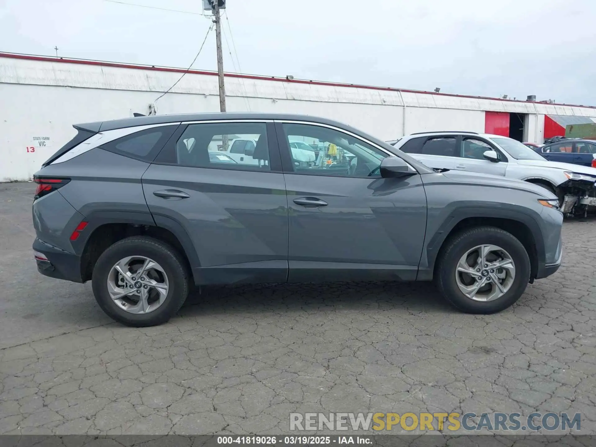 13 fotografías del automóvil dañado 5NMJACDE4RH400357 HYUNDAI TUCSON 2024