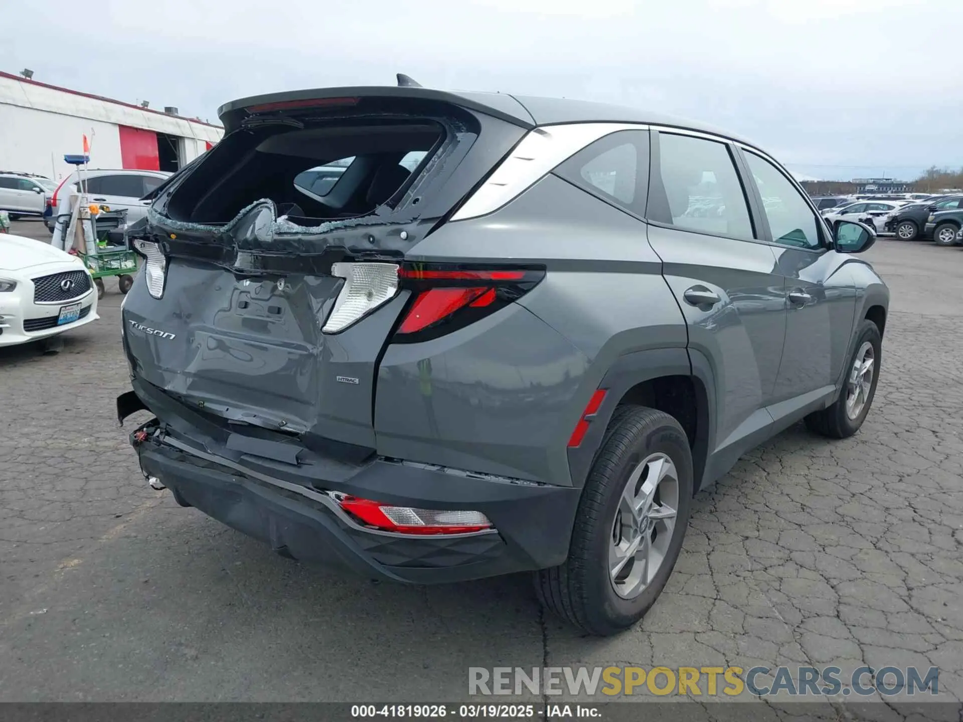 4 fotografías del automóvil dañado 5NMJACDE4RH400357 HYUNDAI TUCSON 2024