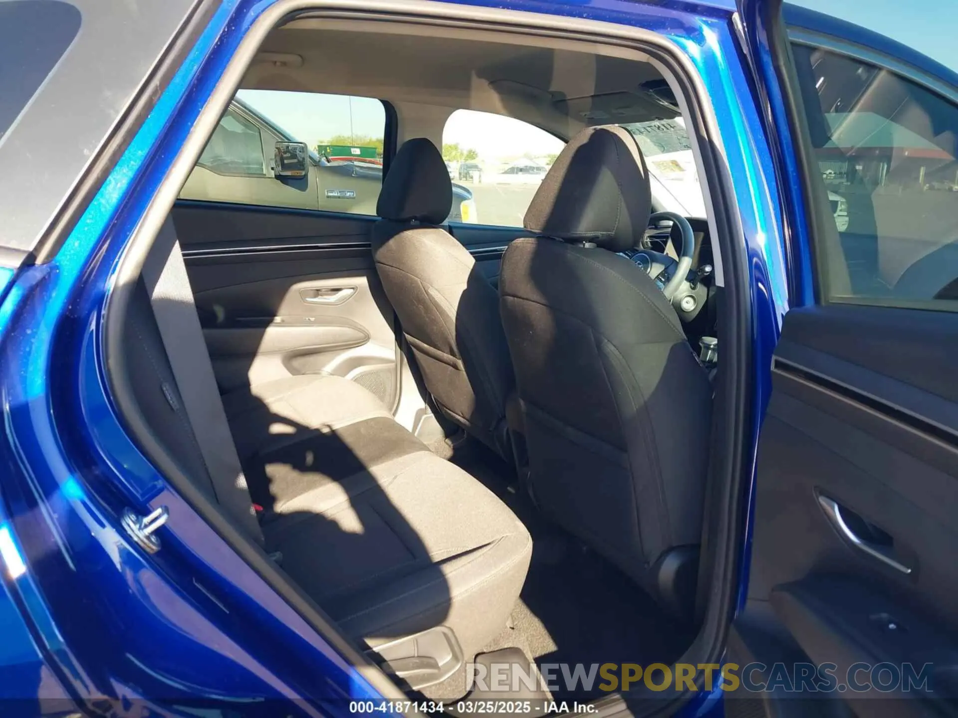 8 fotografías del automóvil dañado 5NMJACDEXRH312364 HYUNDAI TUCSON 2024