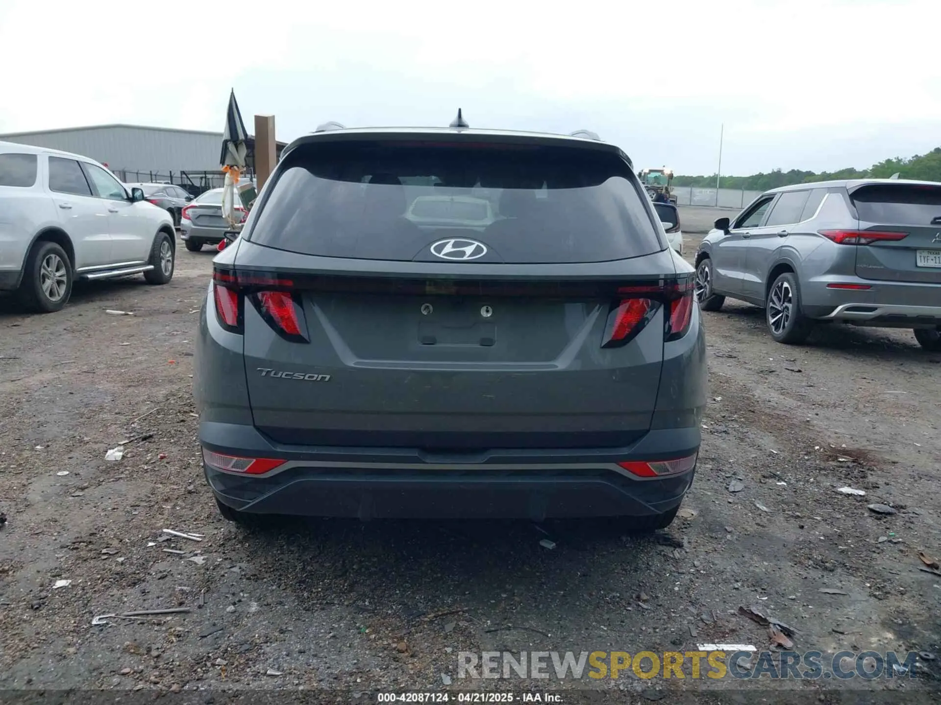 16 fotografías del automóvil dañado 5NMJB3DE0RH361098 HYUNDAI TUCSON 2024