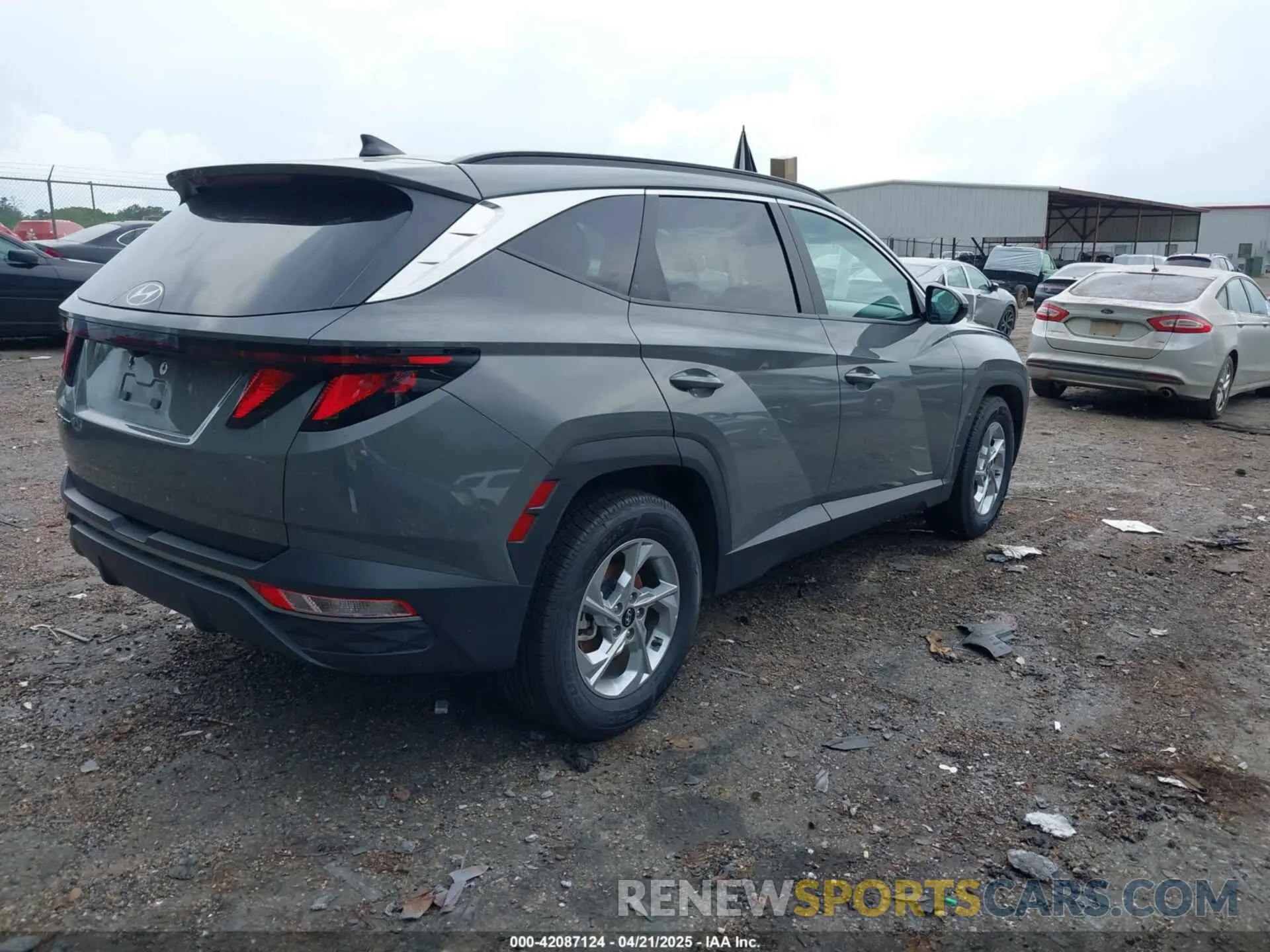 4 fotografías del automóvil dañado 5NMJB3DE0RH361098 HYUNDAI TUCSON 2024
