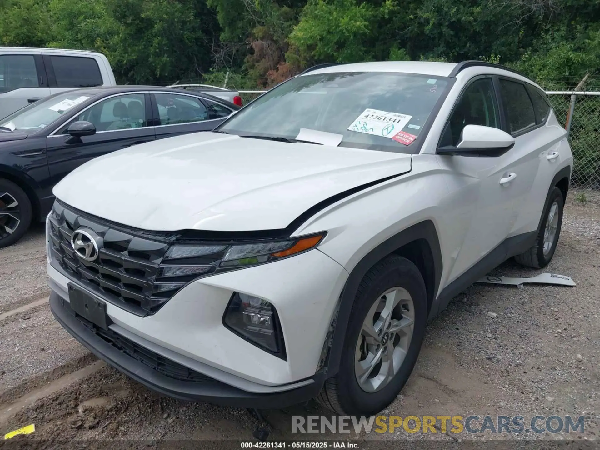 2 fotografías del automóvil dañado 5NMJB3DE1RH428288 HYUNDAI TUCSON 2024
