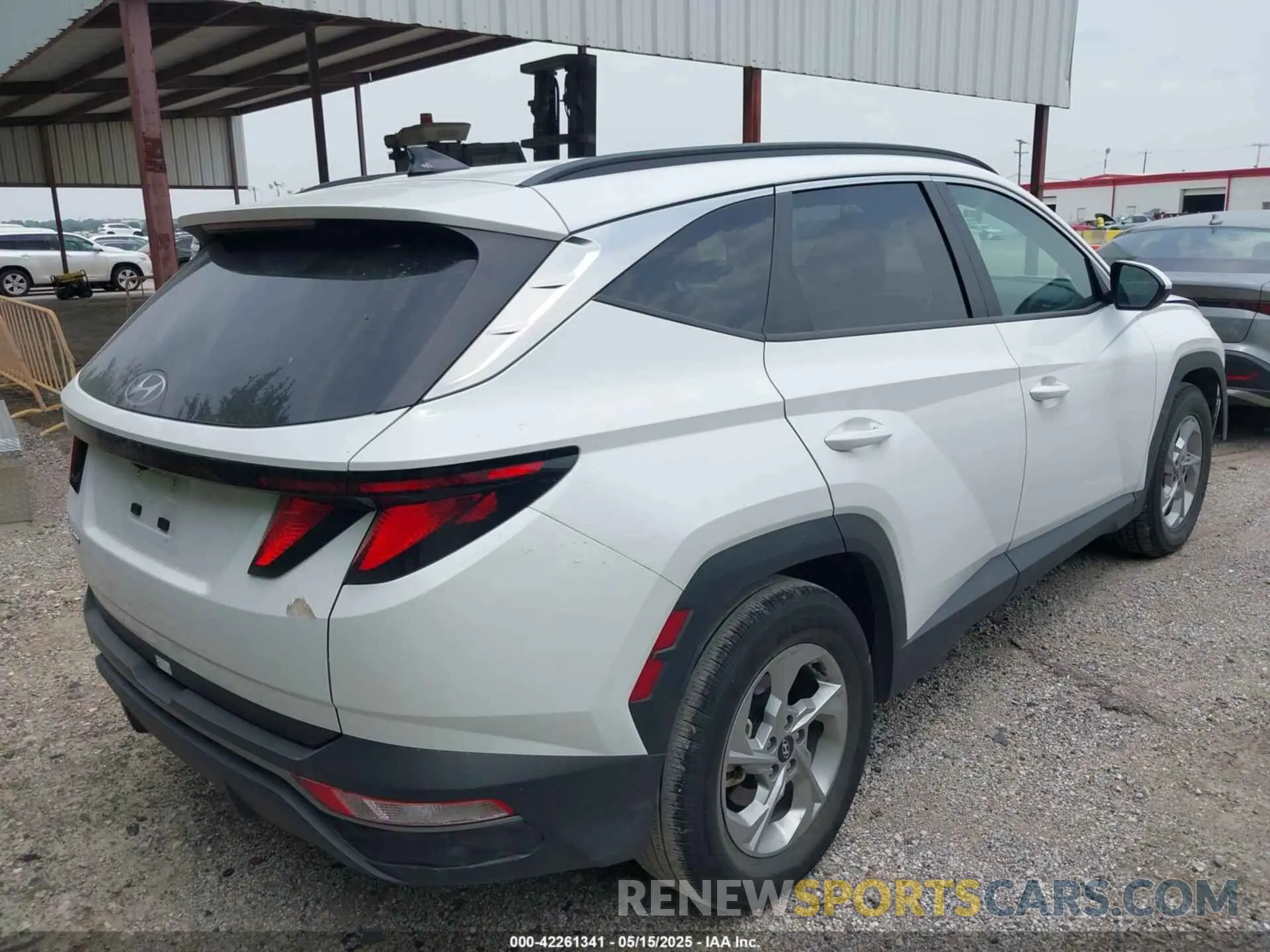 4 fotografías del automóvil dañado 5NMJB3DE1RH428288 HYUNDAI TUCSON 2024