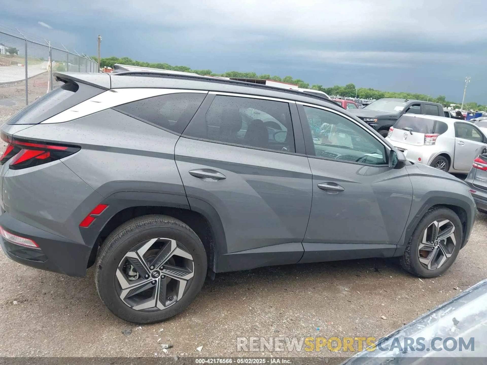 13 fotografías del automóvil dañado 5NMJB3DE2RH423570 HYUNDAI TUCSON 2024