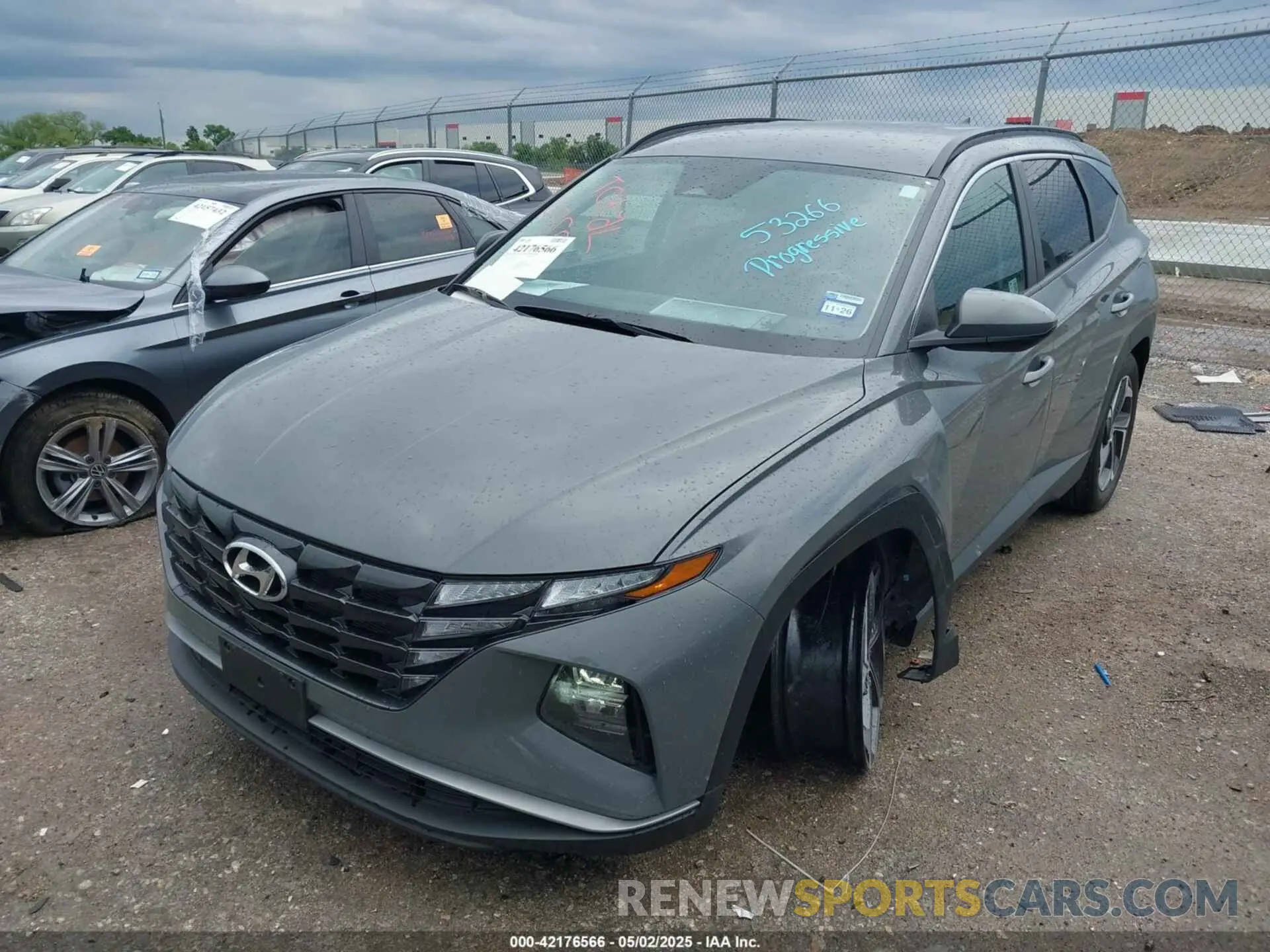 2 fotografías del automóvil dañado 5NMJB3DE2RH423570 HYUNDAI TUCSON 2024