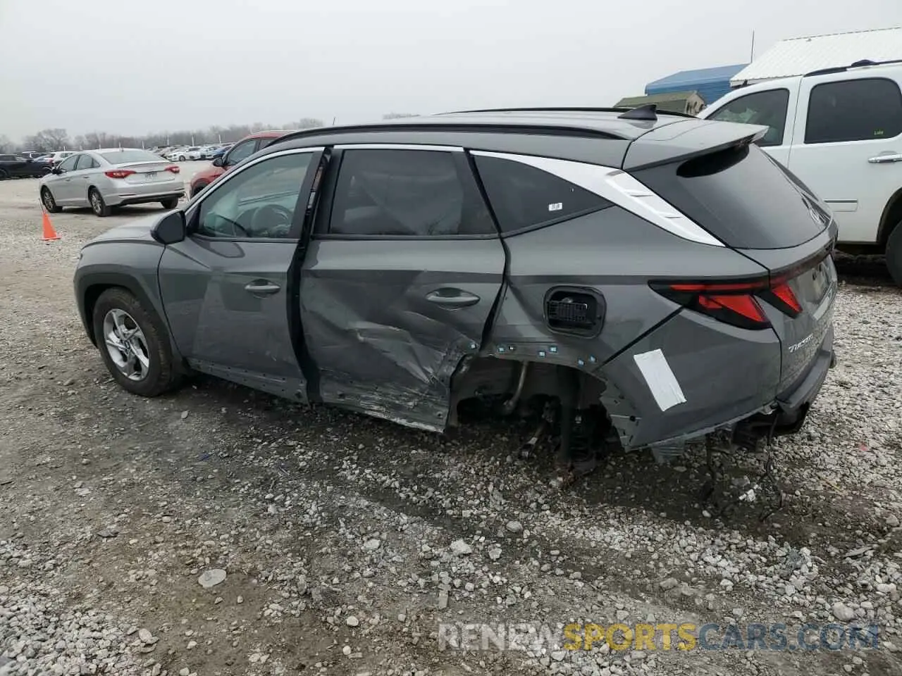 2 fotografías del automóvil dañado 5NMJB3DE3RH365629 HYUNDAI TUCSON 2024