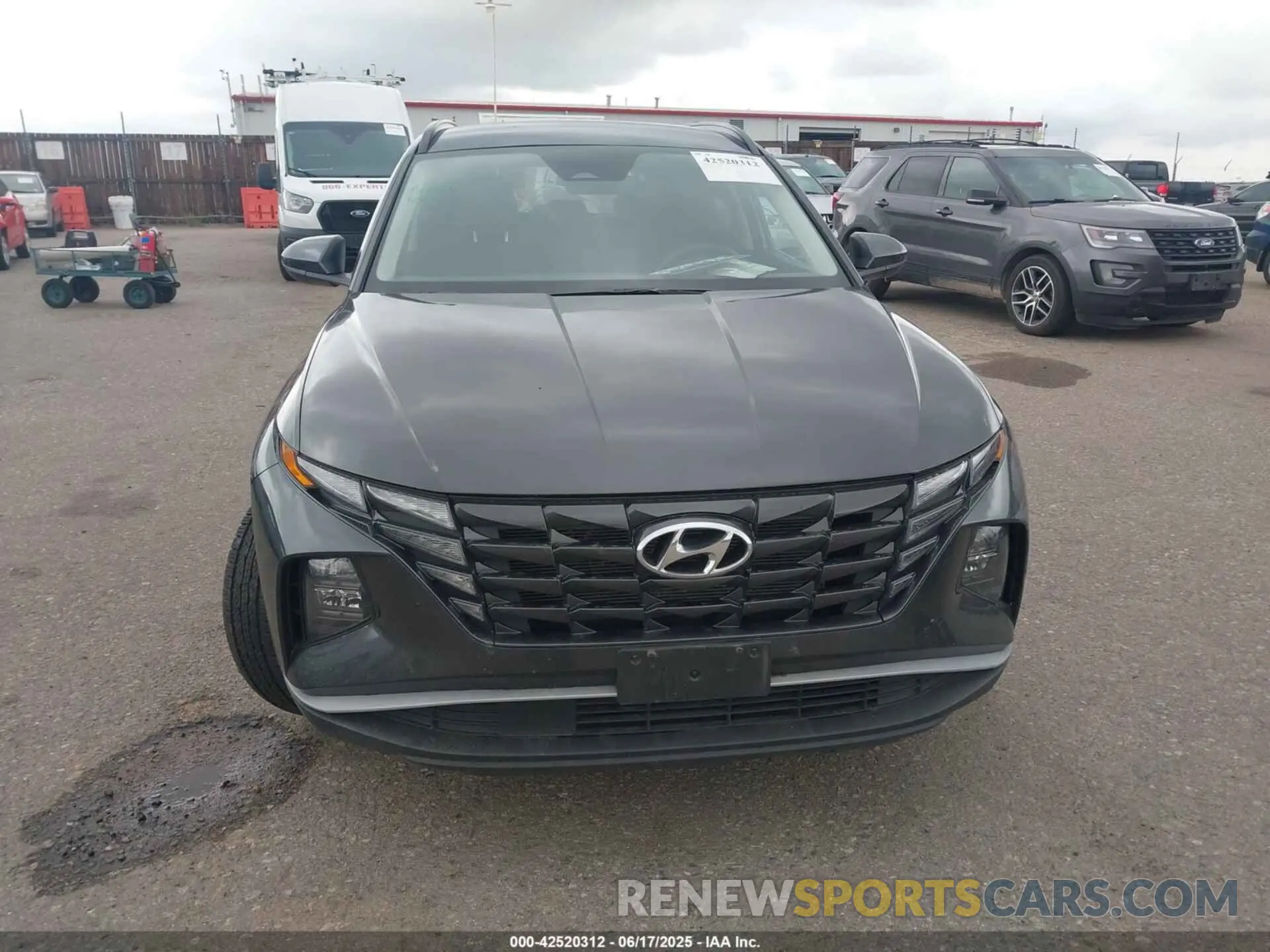 12 fotografías del automóvil dañado 5NMJB3DE4RH328492 HYUNDAI TUCSON 2024
