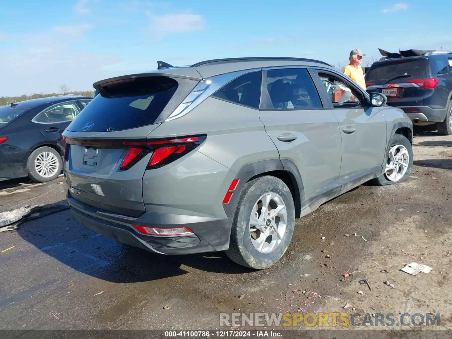 4 fotografías del automóvil dañado 5NMJB3DE4RH412960 HYUNDAI TUCSON 2024