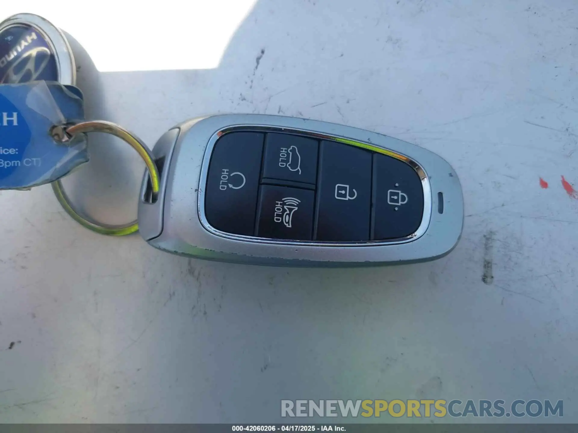11 fotografías del automóvil dañado 5NMJB3DE5RH426267 HYUNDAI TUCSON 2024