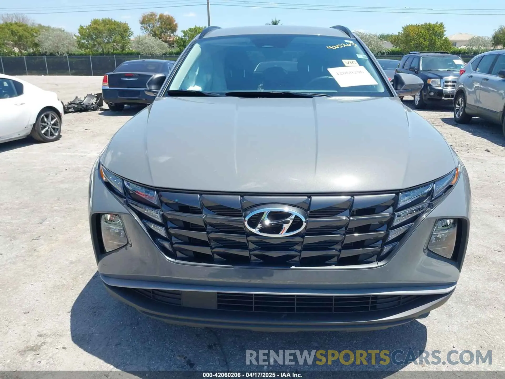12 fotografías del automóvil dañado 5NMJB3DE5RH426267 HYUNDAI TUCSON 2024