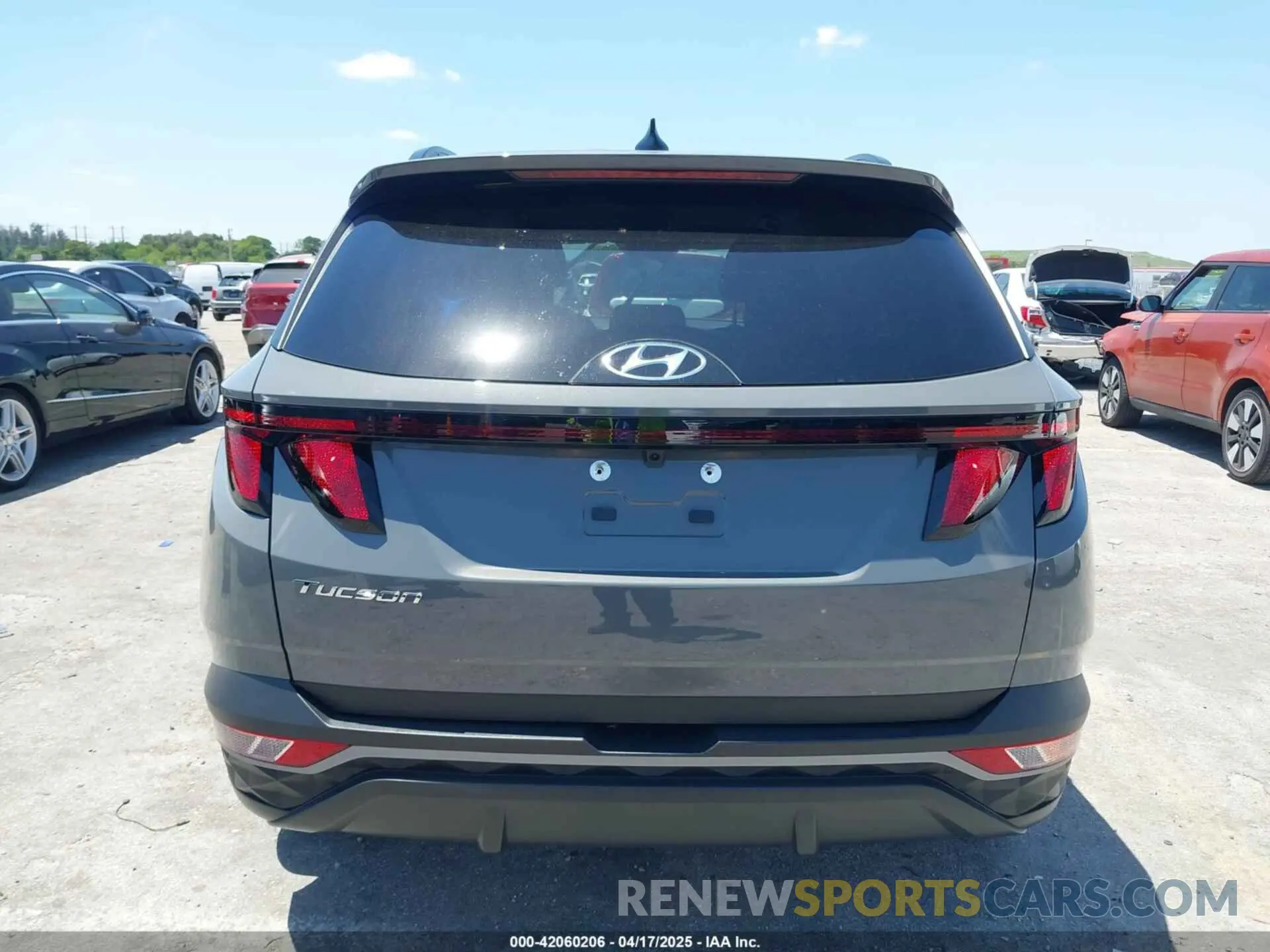 16 fotografías del automóvil dañado 5NMJB3DE5RH426267 HYUNDAI TUCSON 2024