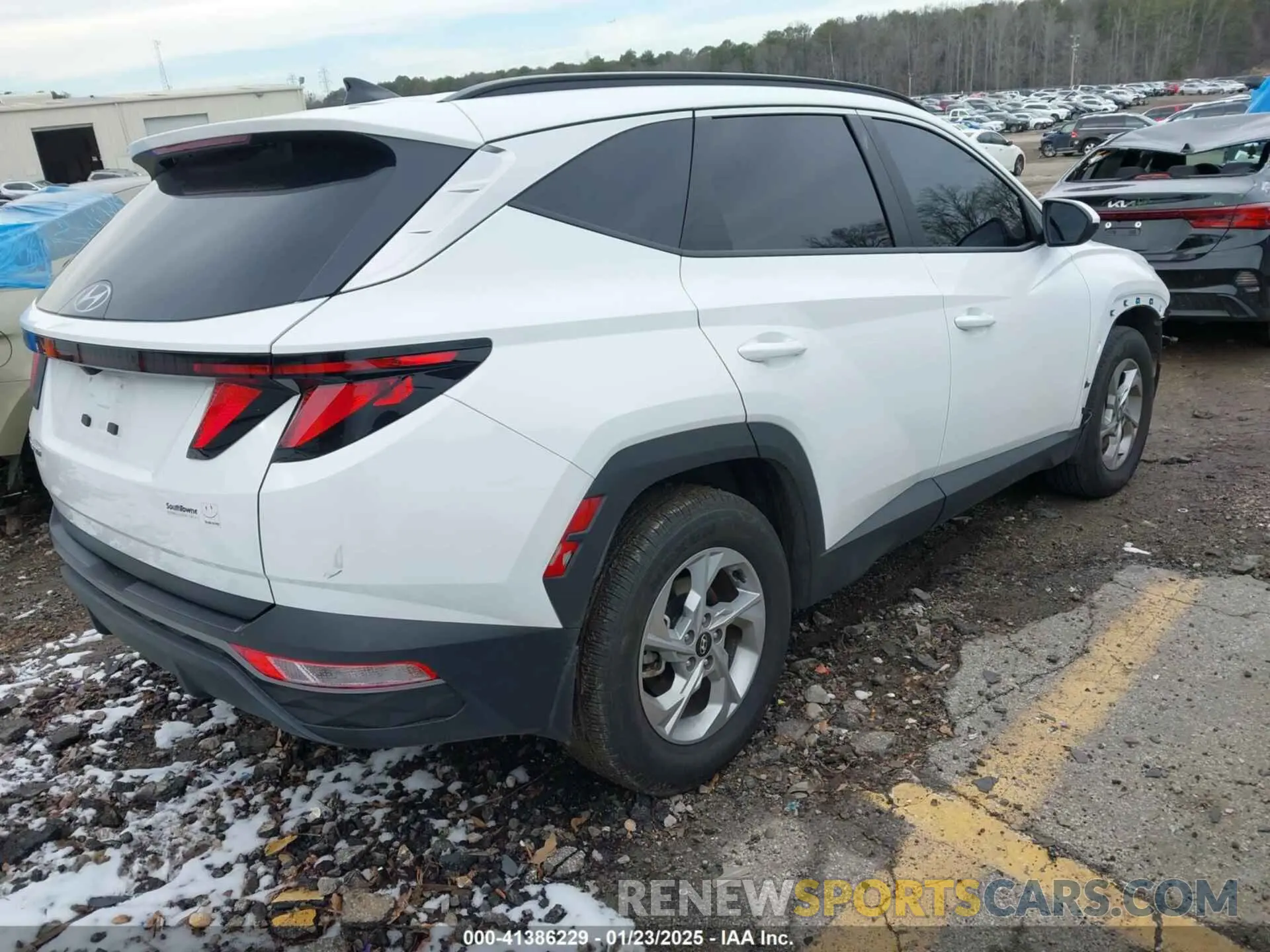4 fotografías del automóvil dañado 5NMJB3DE7RH372356 HYUNDAI TUCSON 2024