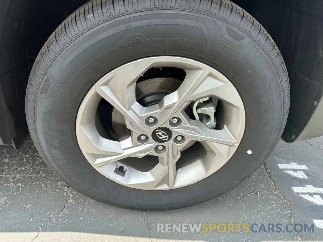 12 fotografías del automóvil dañado 5NMJB3DE7RH415979 HYUNDAI TUCSON 2024