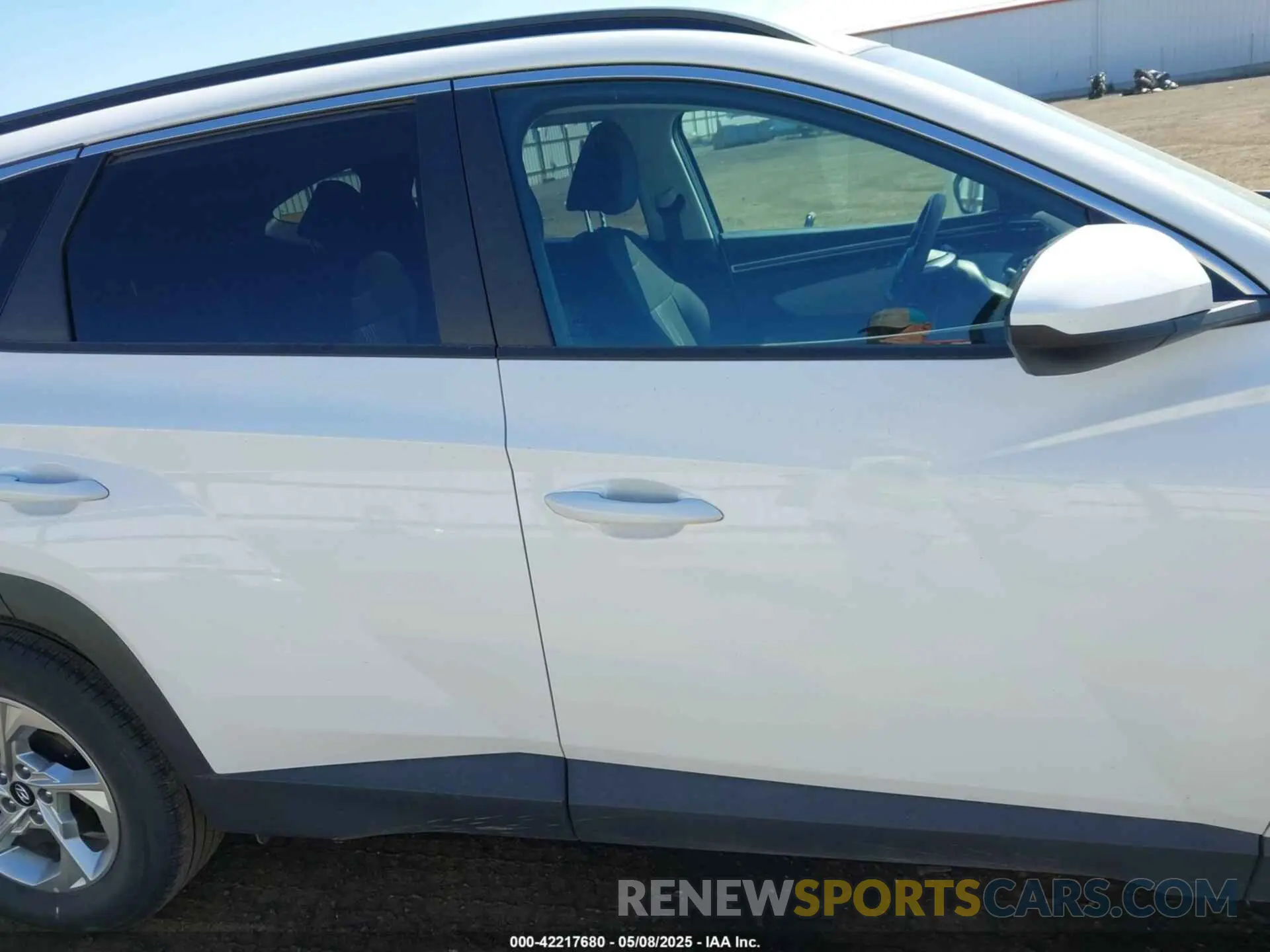 14 fotografías del automóvil dañado 5NMJB3DE8RH421998 HYUNDAI TUCSON 2024