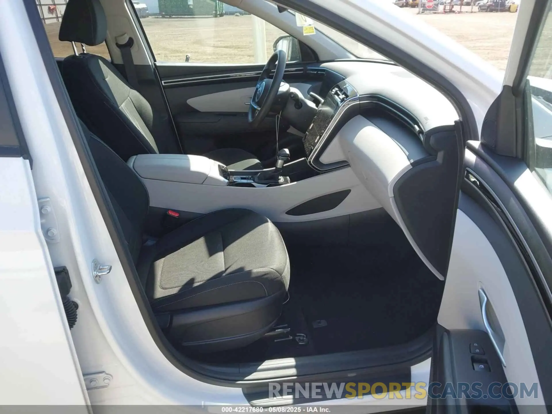 5 fotografías del automóvil dañado 5NMJB3DE8RH421998 HYUNDAI TUCSON 2024