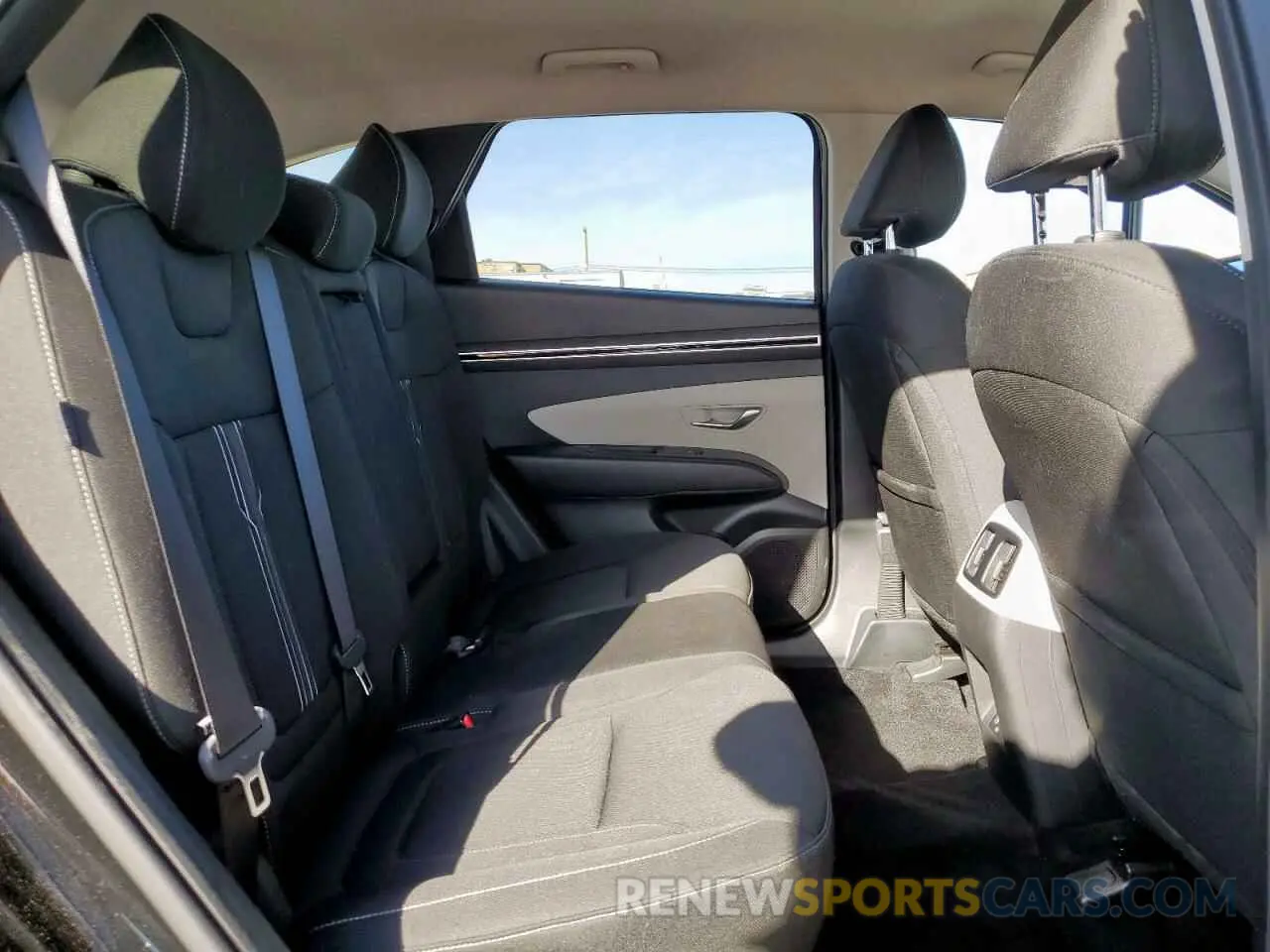 11 fotografías del automóvil dañado 5NMJB3DE9RH368342 HYUNDAI TUCSON 2024