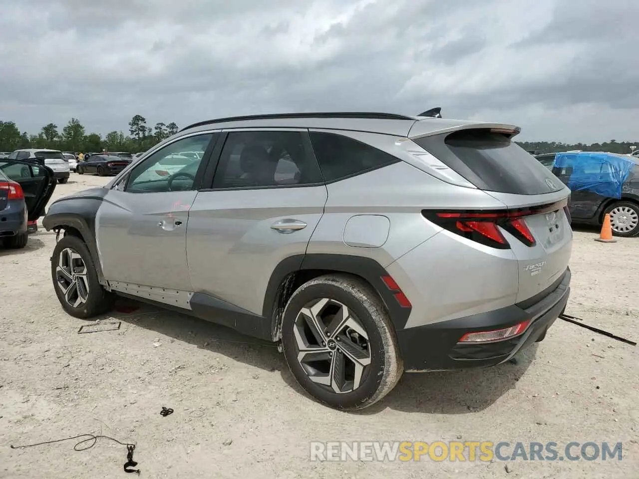 2 fotografías del automóvil dañado 5NMJB3DEXRH426250 HYUNDAI TUCSON 2024