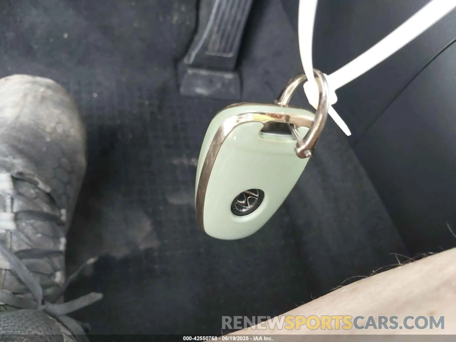 11 fotografías del automóvil dañado 5NMJBCDE2RH416876 HYUNDAI TUCSON 2024