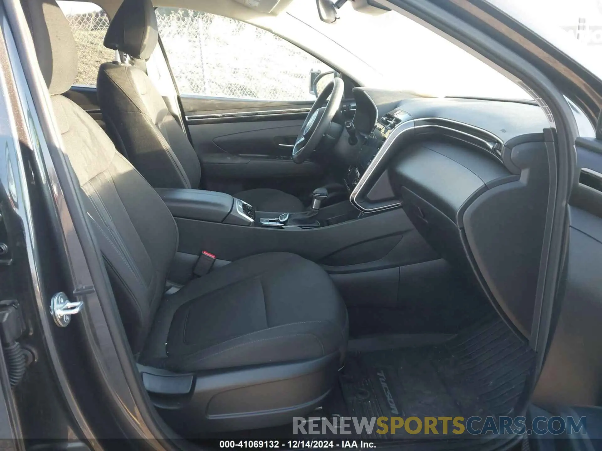 5 fotografías del automóvil dañado 5NMJBCDE3RH319783 HYUNDAI TUCSON 2024