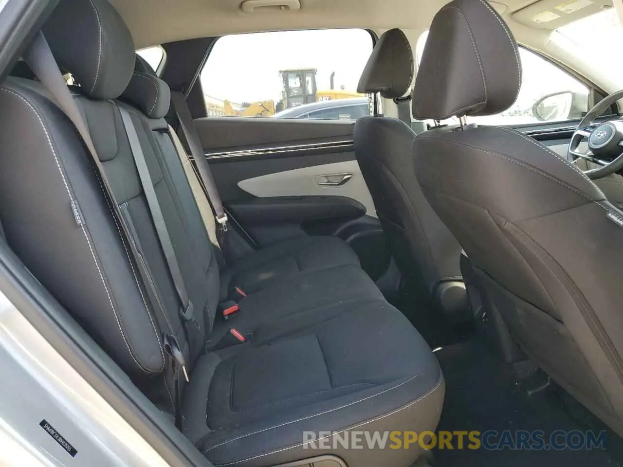 11 fotografías del automóvil dañado 5NMJBCDE3RH335255 HYUNDAI TUCSON 2024