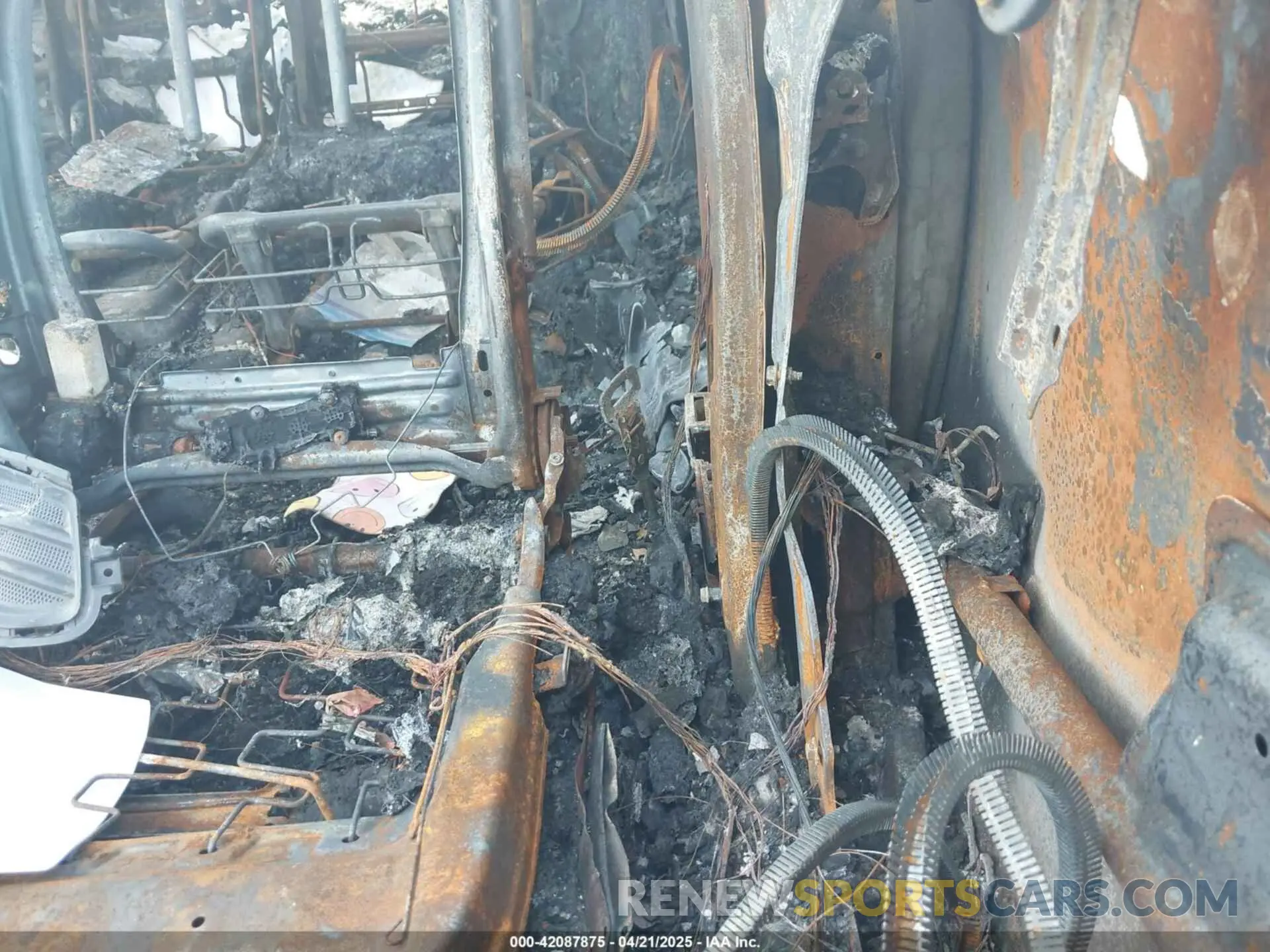 12 fotografías del automóvil dañado 5NMJBCDE4RH297714 HYUNDAI TUCSON 2024