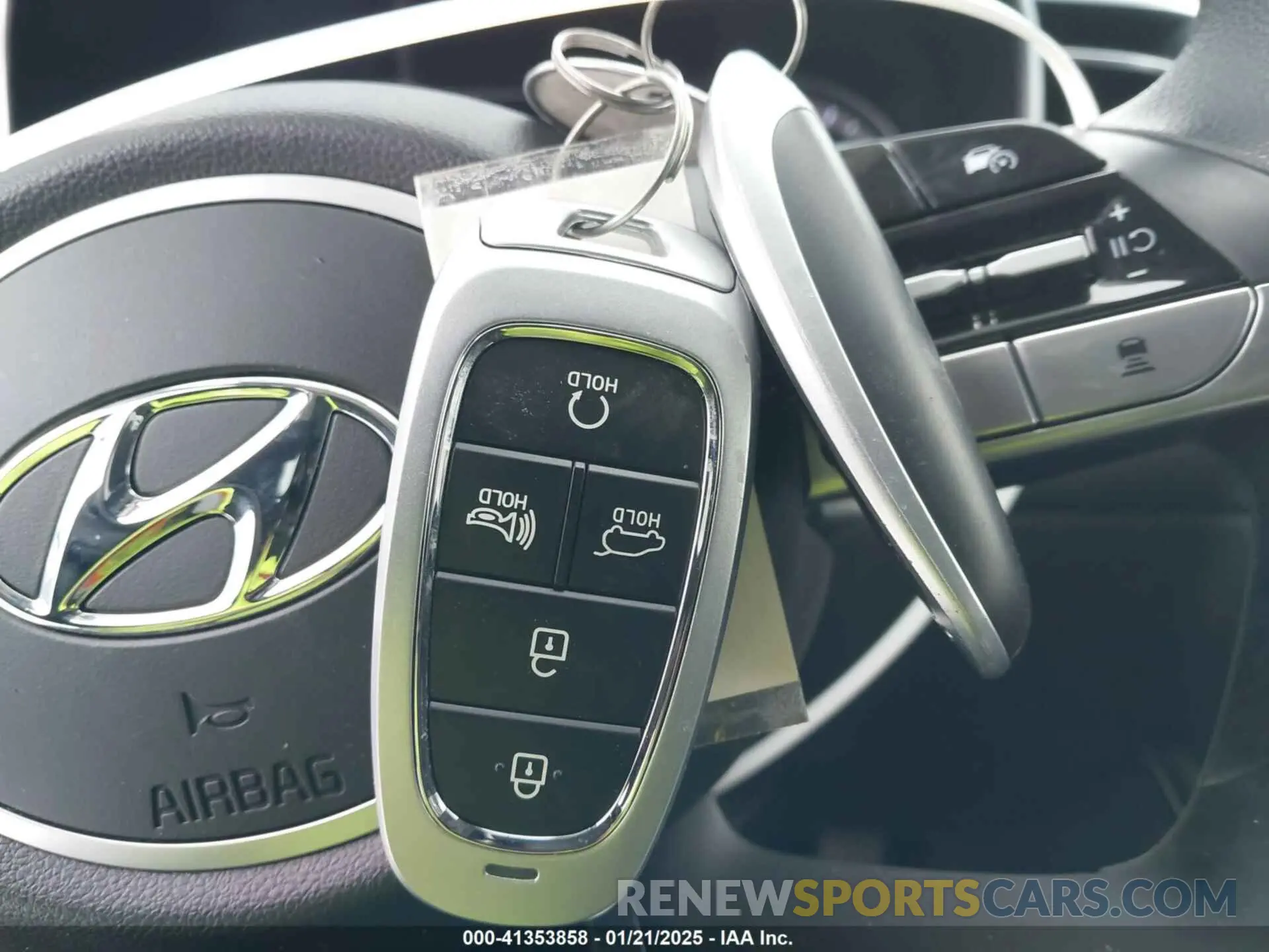 11 fotografías del automóvil dañado 5NMJBCDE4RH300739 HYUNDAI TUCSON 2024
