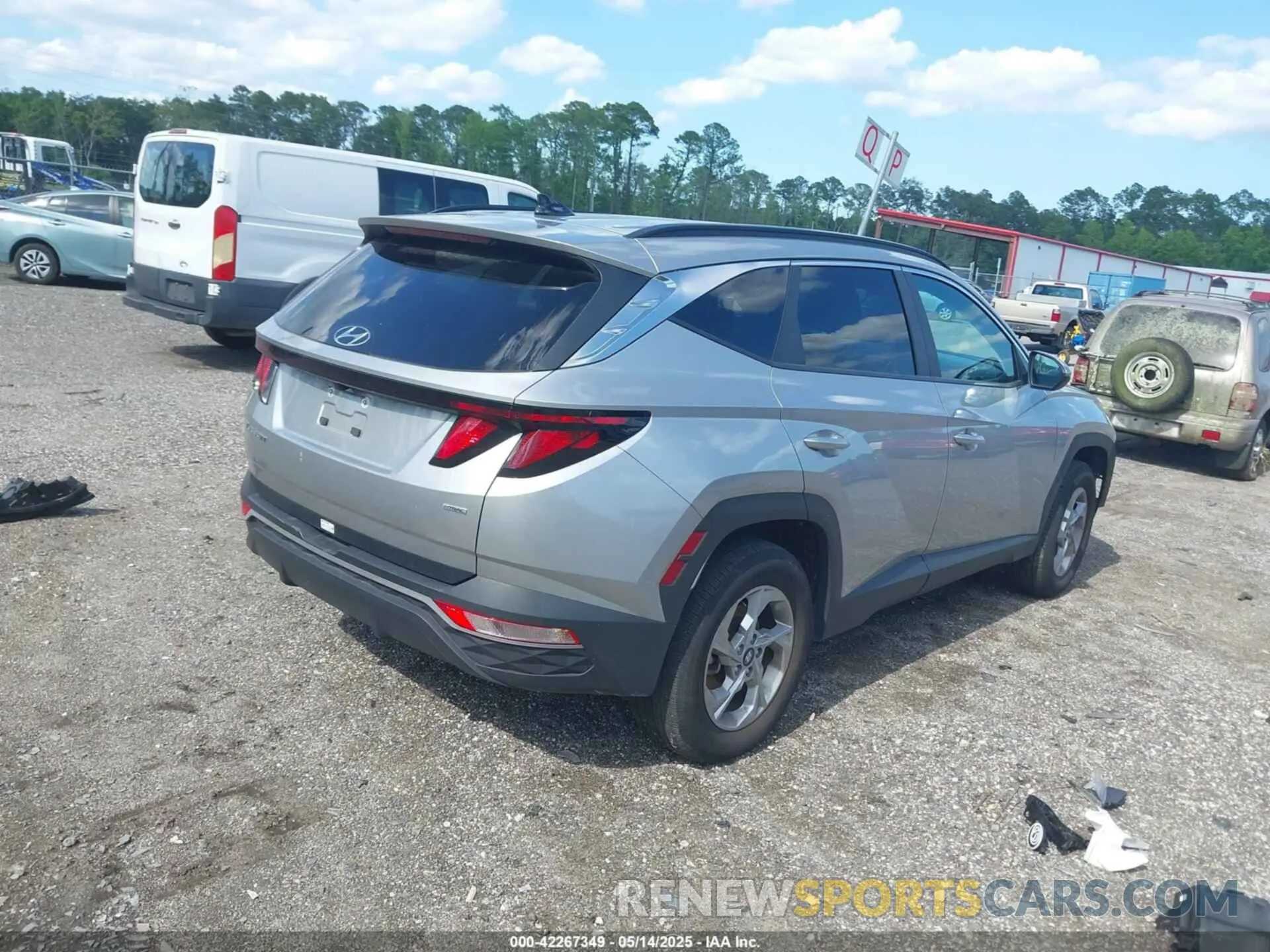 4 fotografías del automóvil dañado 5NMJBCDE4RH342568 HYUNDAI TUCSON 2024