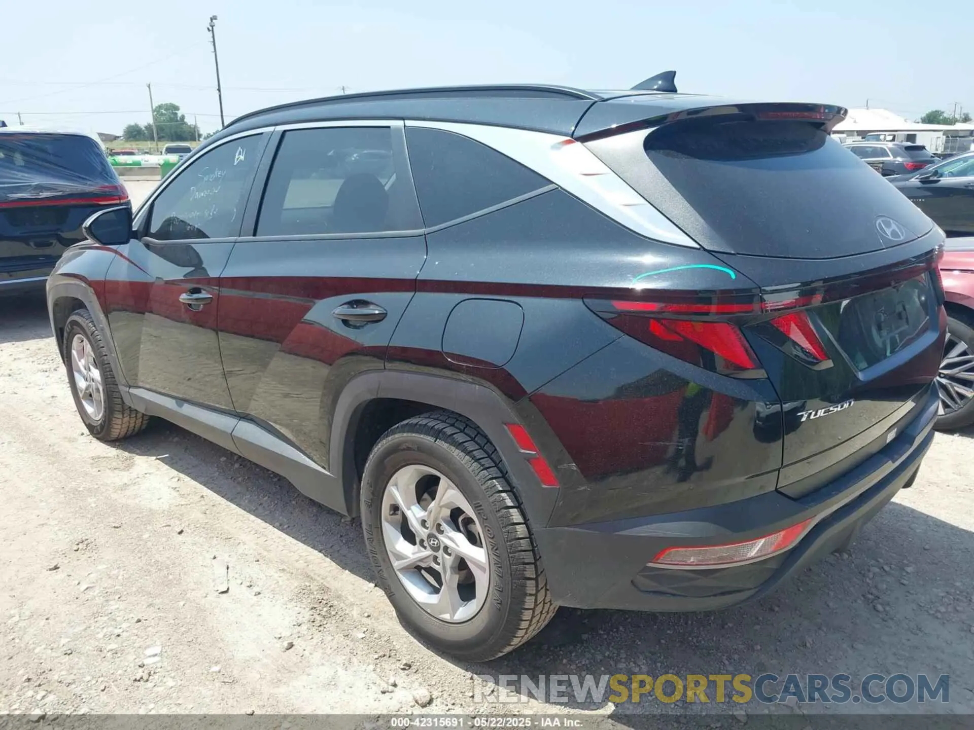 3 fotografías del automóvil dañado 5NMJBCDE4RH354185 HYUNDAI TUCSON 2024