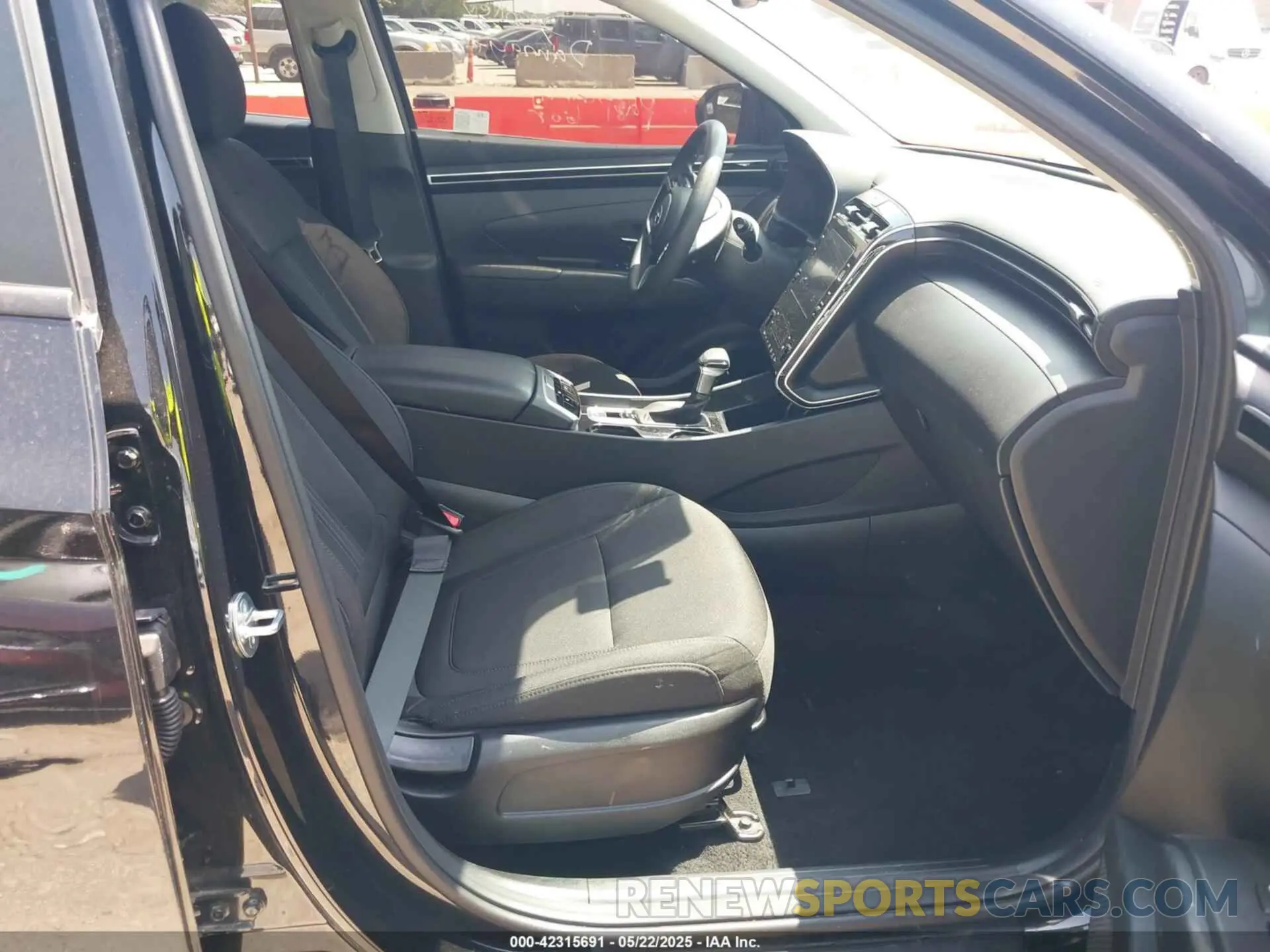 5 fotografías del automóvil dañado 5NMJBCDE4RH354185 HYUNDAI TUCSON 2024