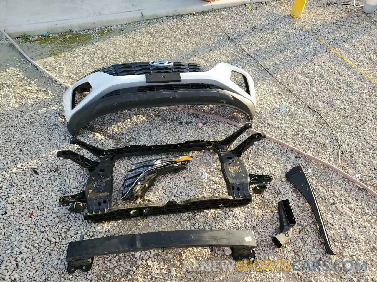 12 fotografías del automóvil dañado 5NMJBCDE4RH422288 HYUNDAI TUCSON 2024