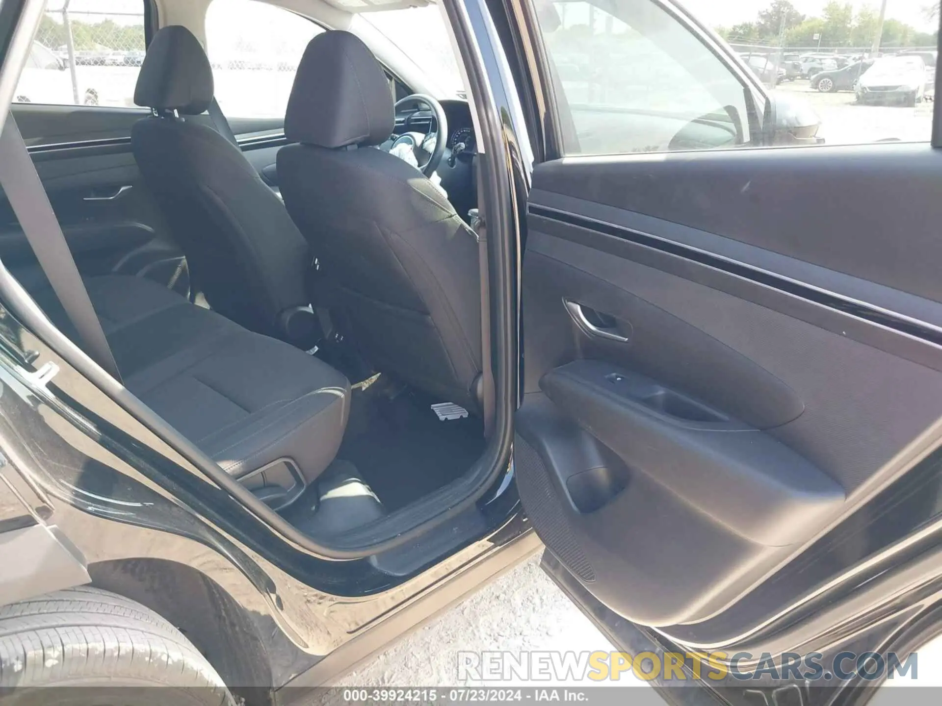8 fotografías del automóvil dañado 5NMJBCDE5RH295311 HYUNDAI TUCSON 2024