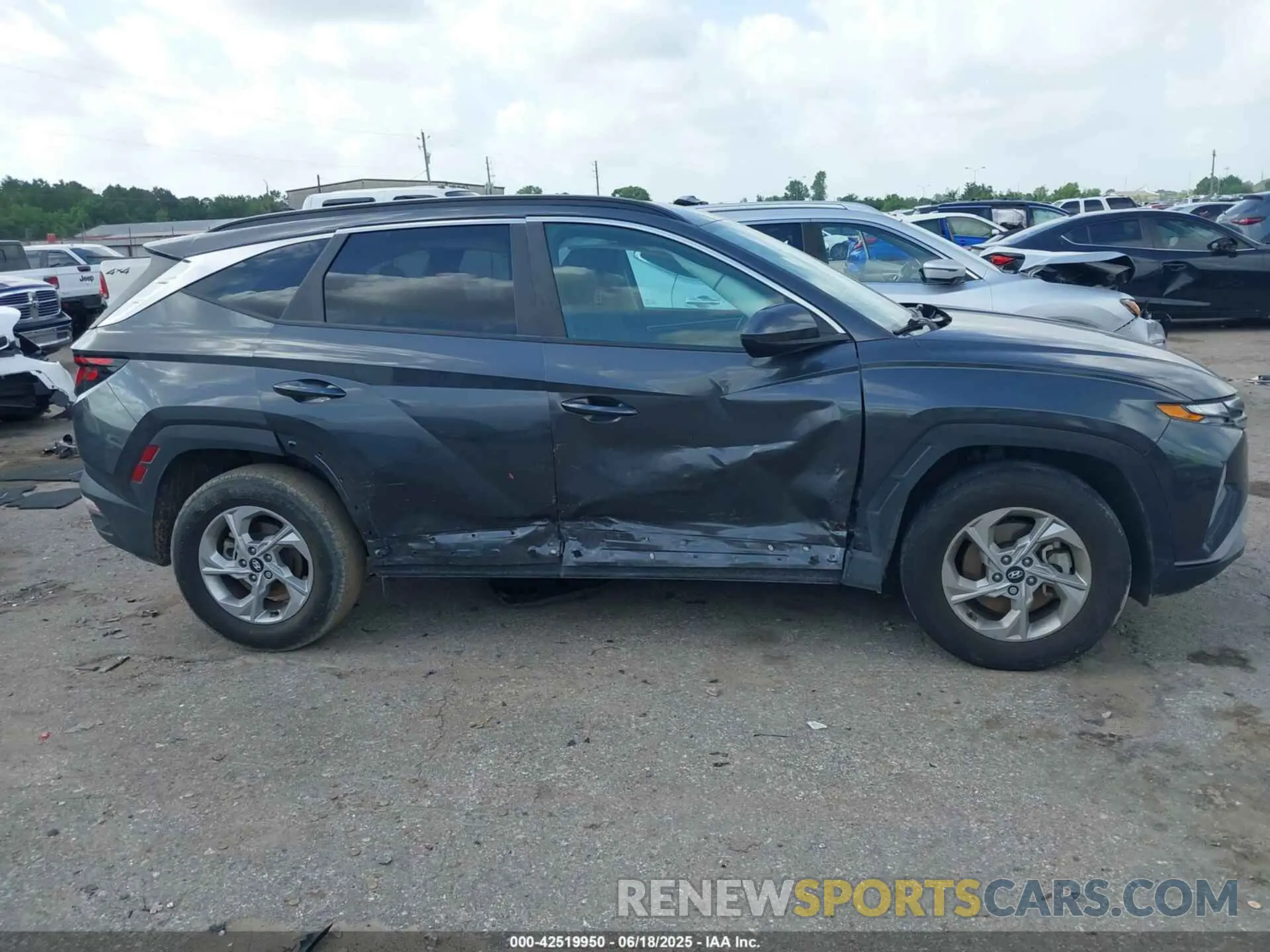 13 fotografías del automóvil dañado 5NMJBCDE5RH298466 HYUNDAI TUCSON 2024